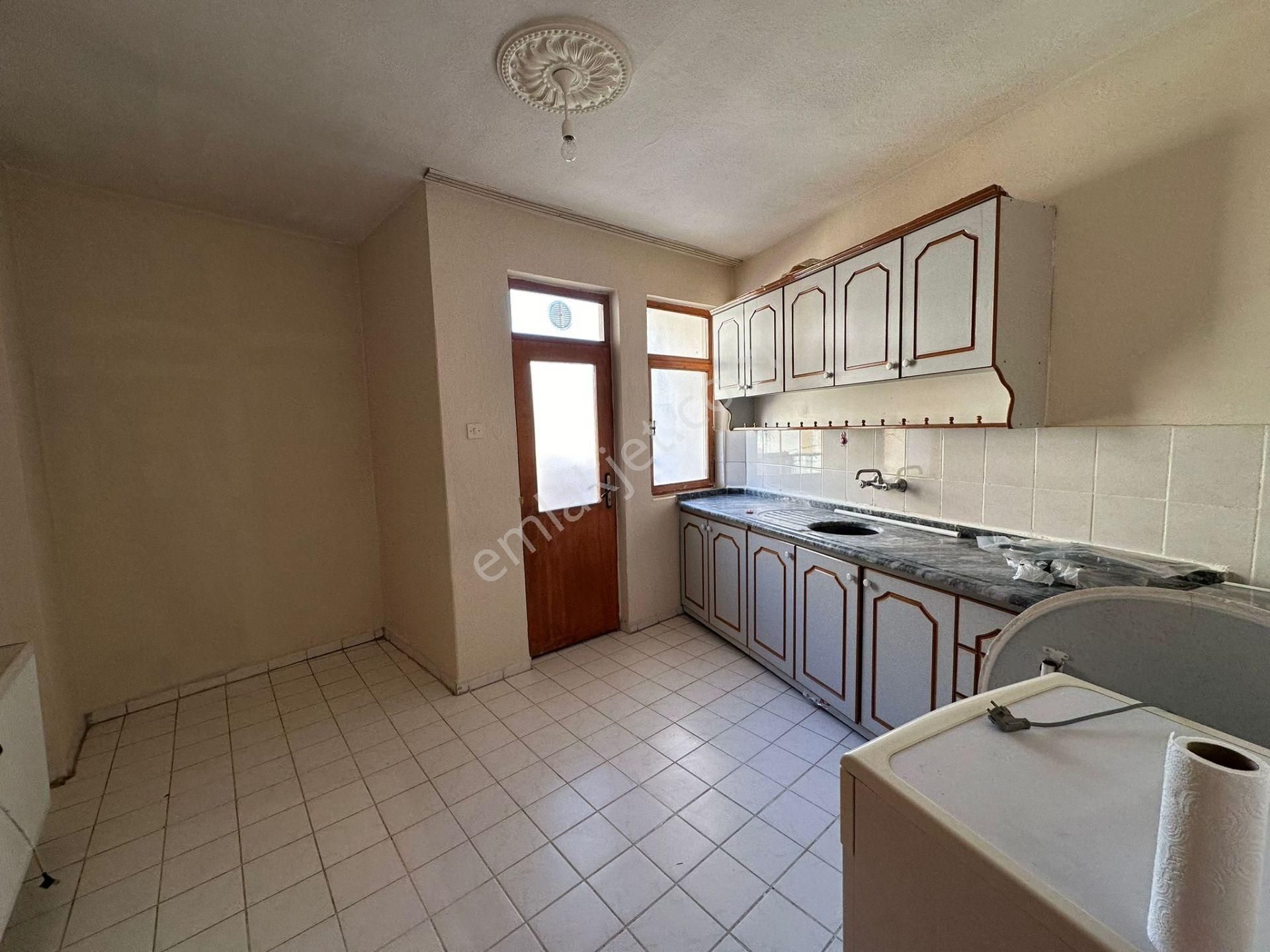 Öz Gaye Emlaktan Develi İbrahimağa Mahallesinde Satılık Daire - Görsel 2