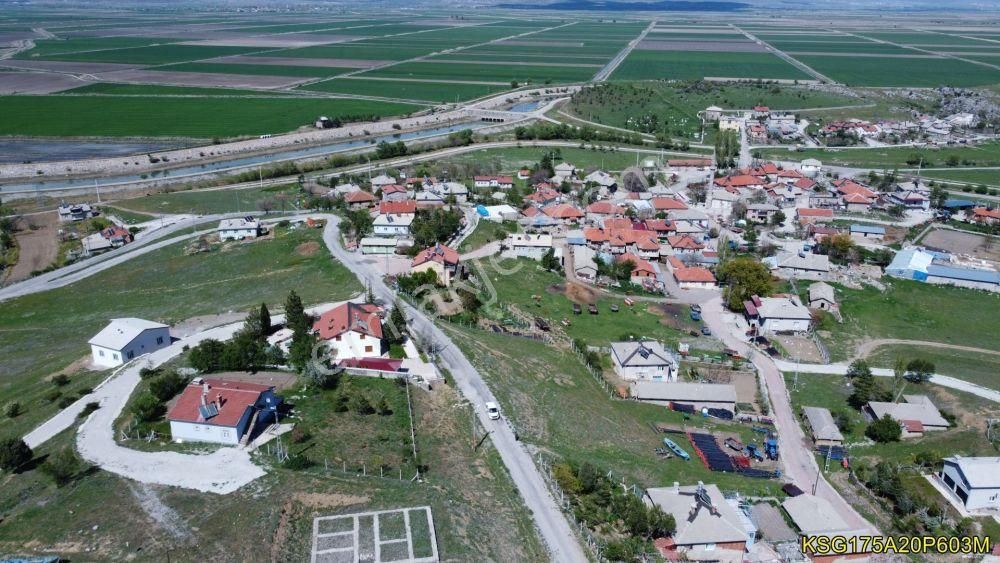 Seydişehir Gölyüzü Satılık Konut İmarlı  SEYDİŞEHİR'DE ANTALYA YOLUNA YAKIN KONUT İMARLI ARSA