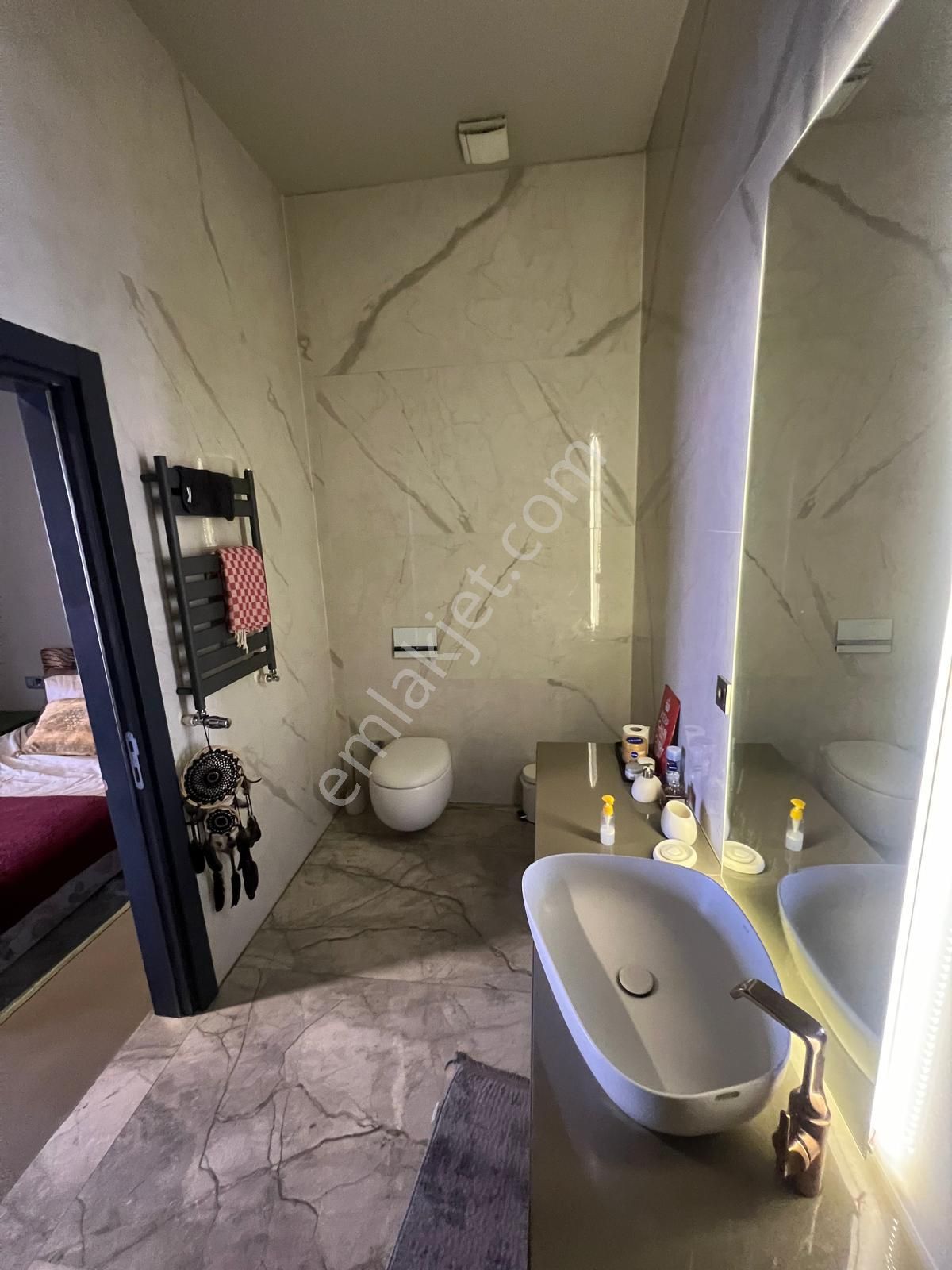 Şişli Bomonti' De İçi Full Yenilenmiş Muhteşem Loft Daire - Görsel 24