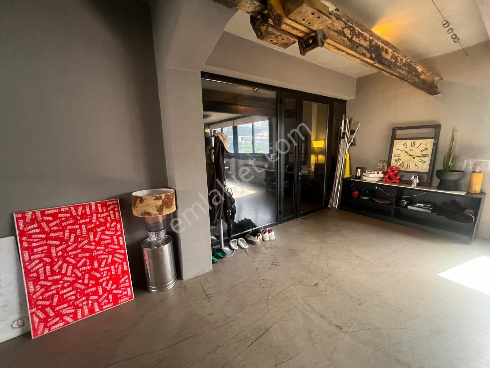 Şişli Bomonti' De İçi Full Yenilenmiş Muhteşem Loft Daire - Görsel 12