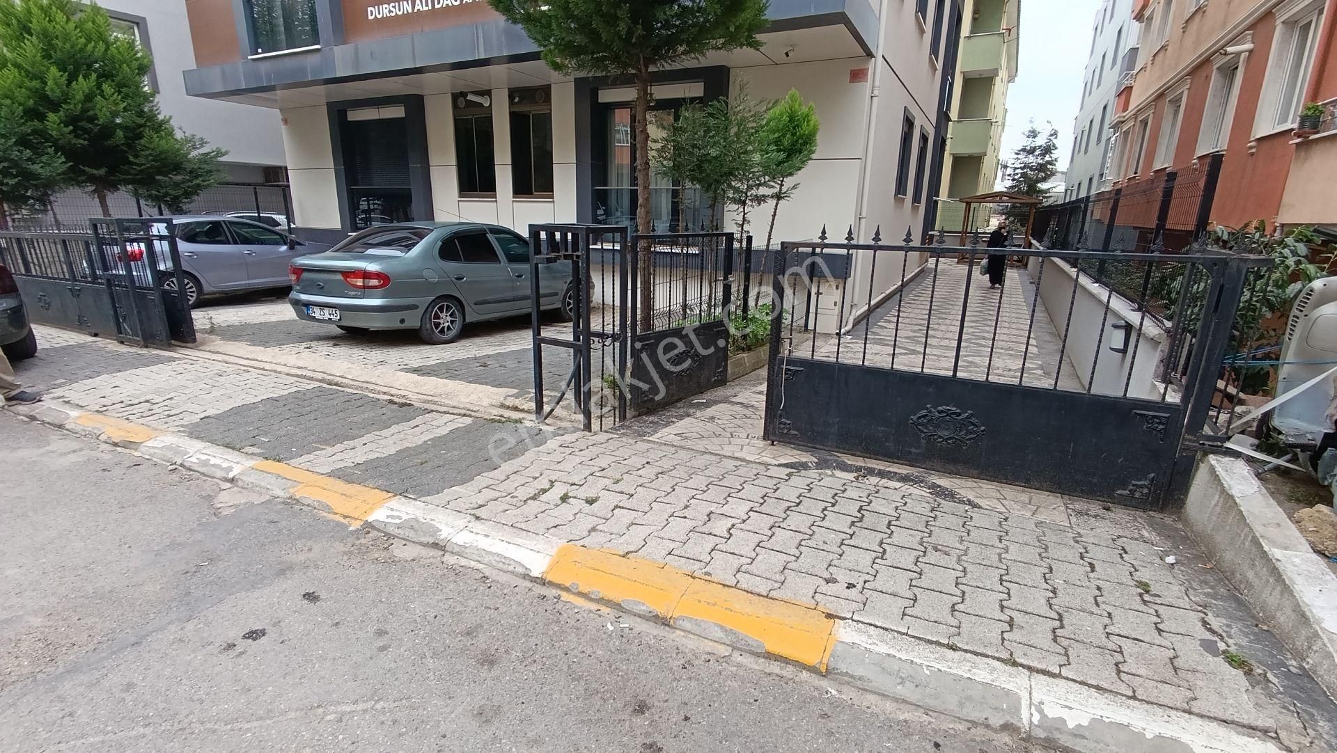 Pendik Güzelyalı Satılık Daire  PENDİK GÜZELYALI SATILIK 2+1 AMERKAN MUTFAK ASANSÖRLÜ KREDİLİ E-5 YAKIN LÜX DAİRE