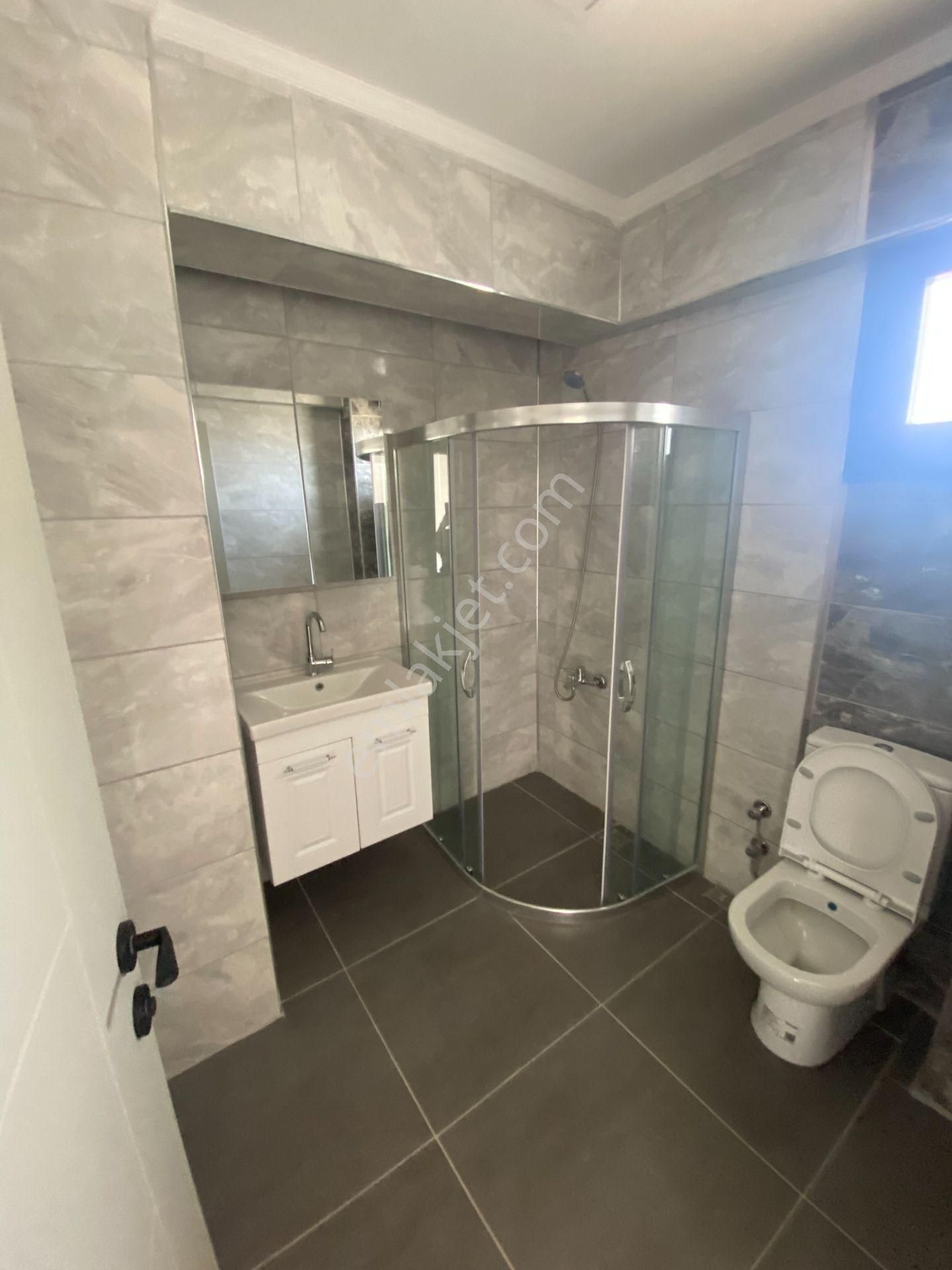 Dikili Güven Emlak'tan Cumhuriyet Mahallesinde Acil Satılık Villalar - Görsel 16