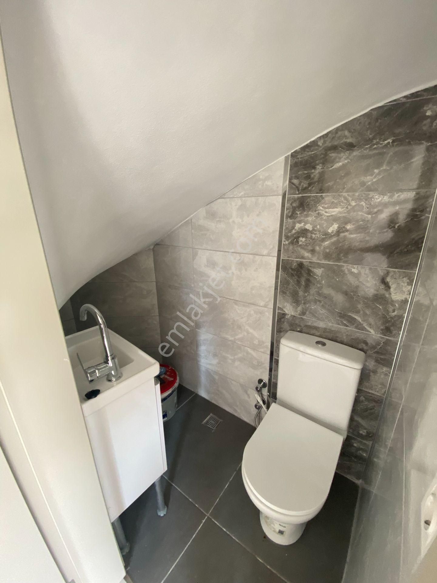 Dikili Güven Emlak'tan Cumhuriyet Mahallesinde Acil Satılık Villalar - Görsel 13