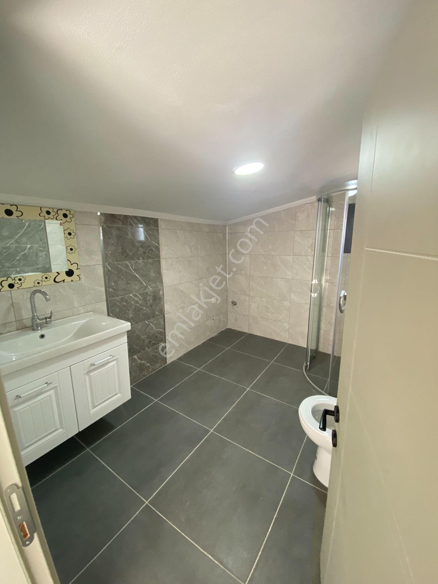 Dikili Güven Emlak'tan Cumhuriyet Mahallesinde Acil Satılık Villalar - Görsel 29