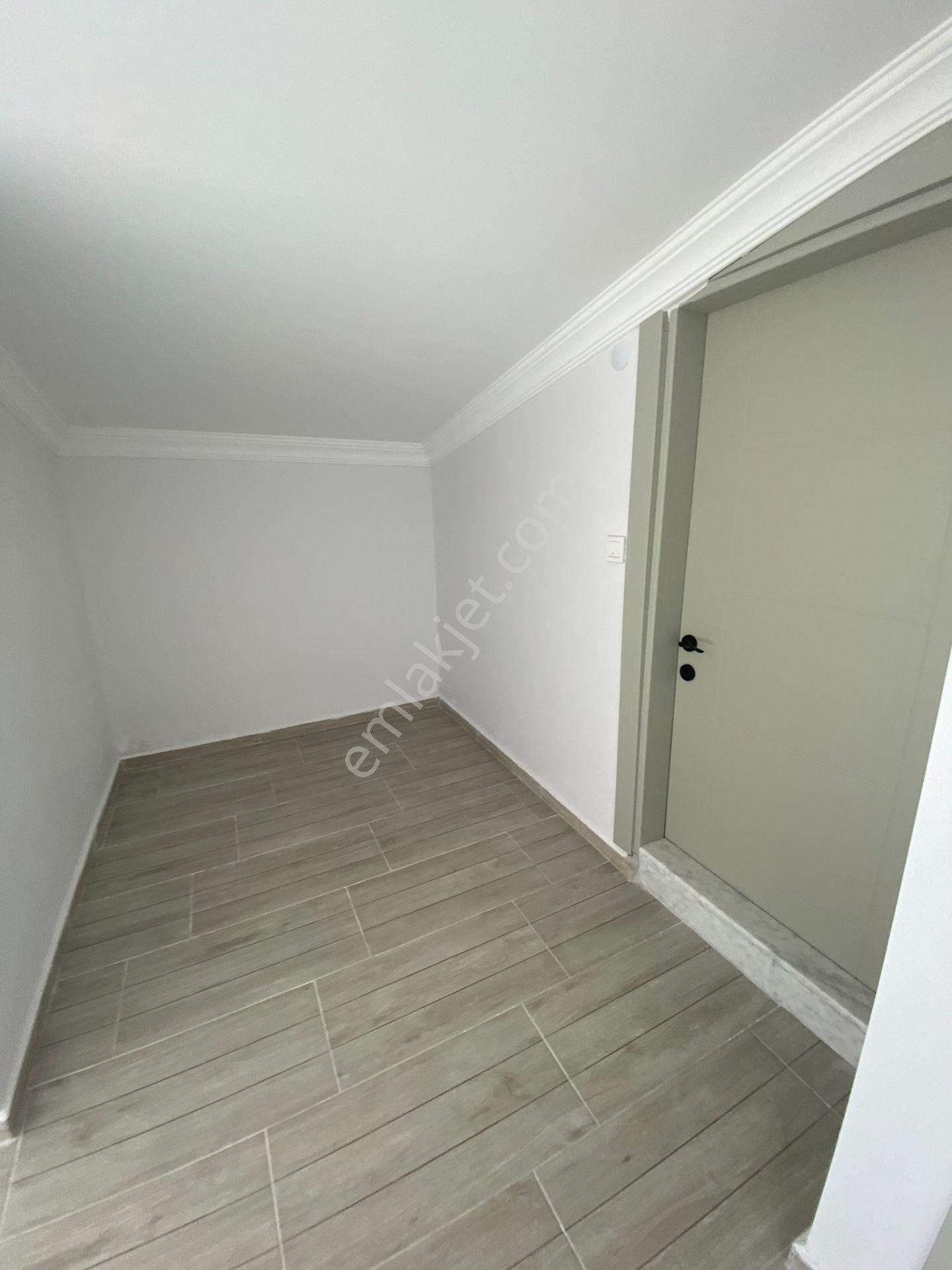 Dikili Güven Emlak'tan Cumhuriyet Mahallesinde Acil Satılık Villalar - Görsel 28