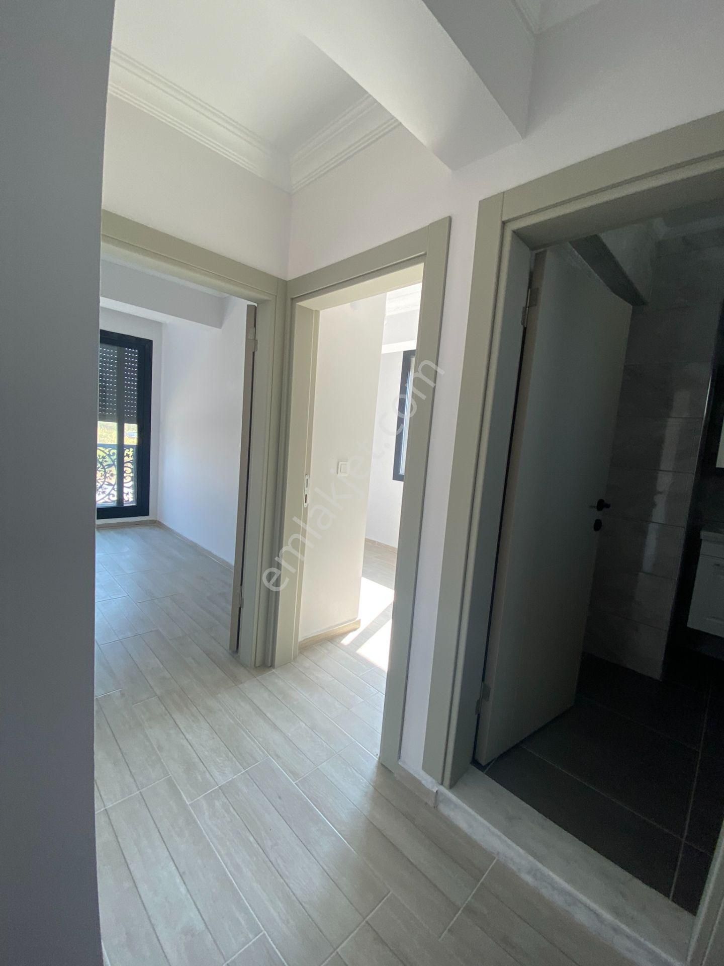 Dikili Güven Emlak'tan Cumhuriyet Mahallesinde Acil Satılık Villalar - Görsel 15