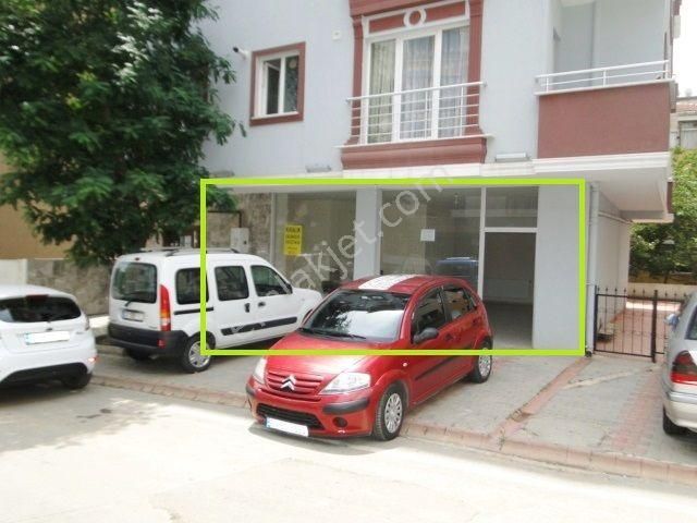 Çekmeköy Sultançiftliği Kiralık Dükkan & Mağaza  %% FIRSAT DEPOLU DÜKKAN, SULTANÇİFTLİĞİ MAH. 9.SAĞLIK OCAĞI YANI, tercihen ECZANEYE VERİLECEK