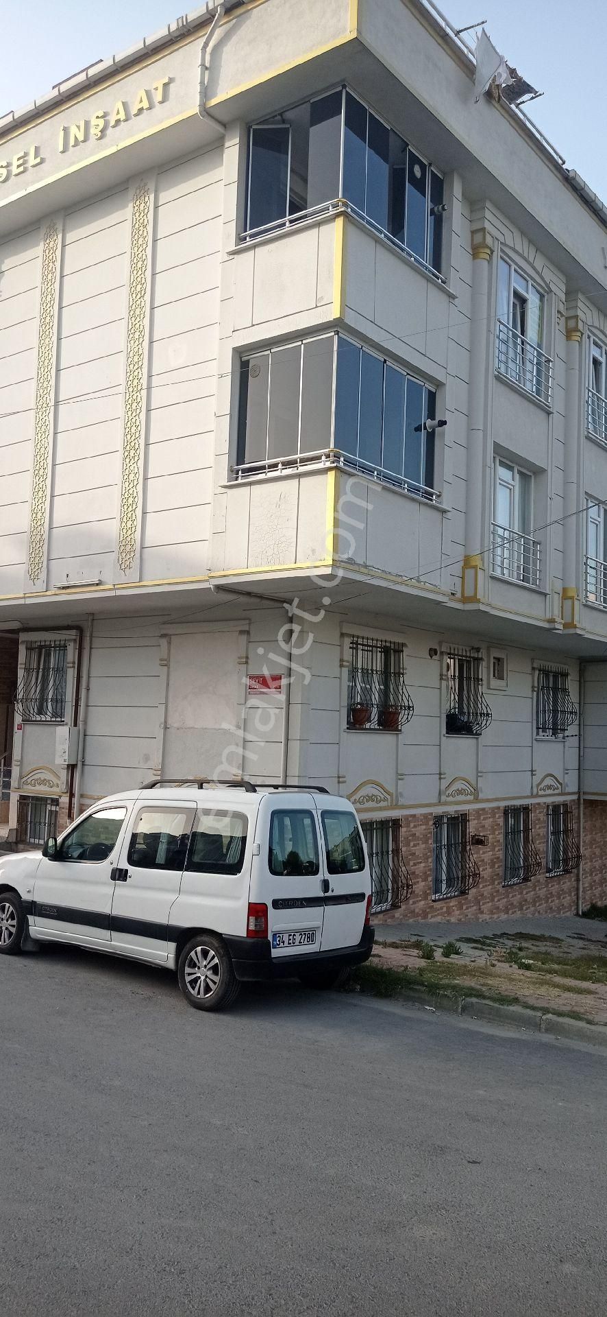 Arnavutköy Nenehatun Satılık Daire Arnavutköy Nenehatun Mahallesinde Satılık 2+1 Daire