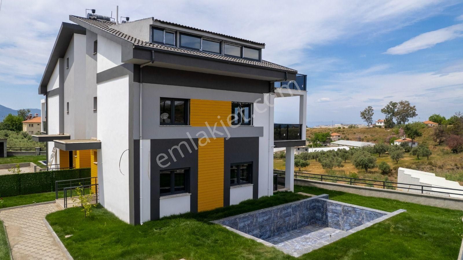 Fethiye Eldirek Satılık Villa  Gold House dan Satılık Doğa İçinde Eşyasız Havuzlu Villa