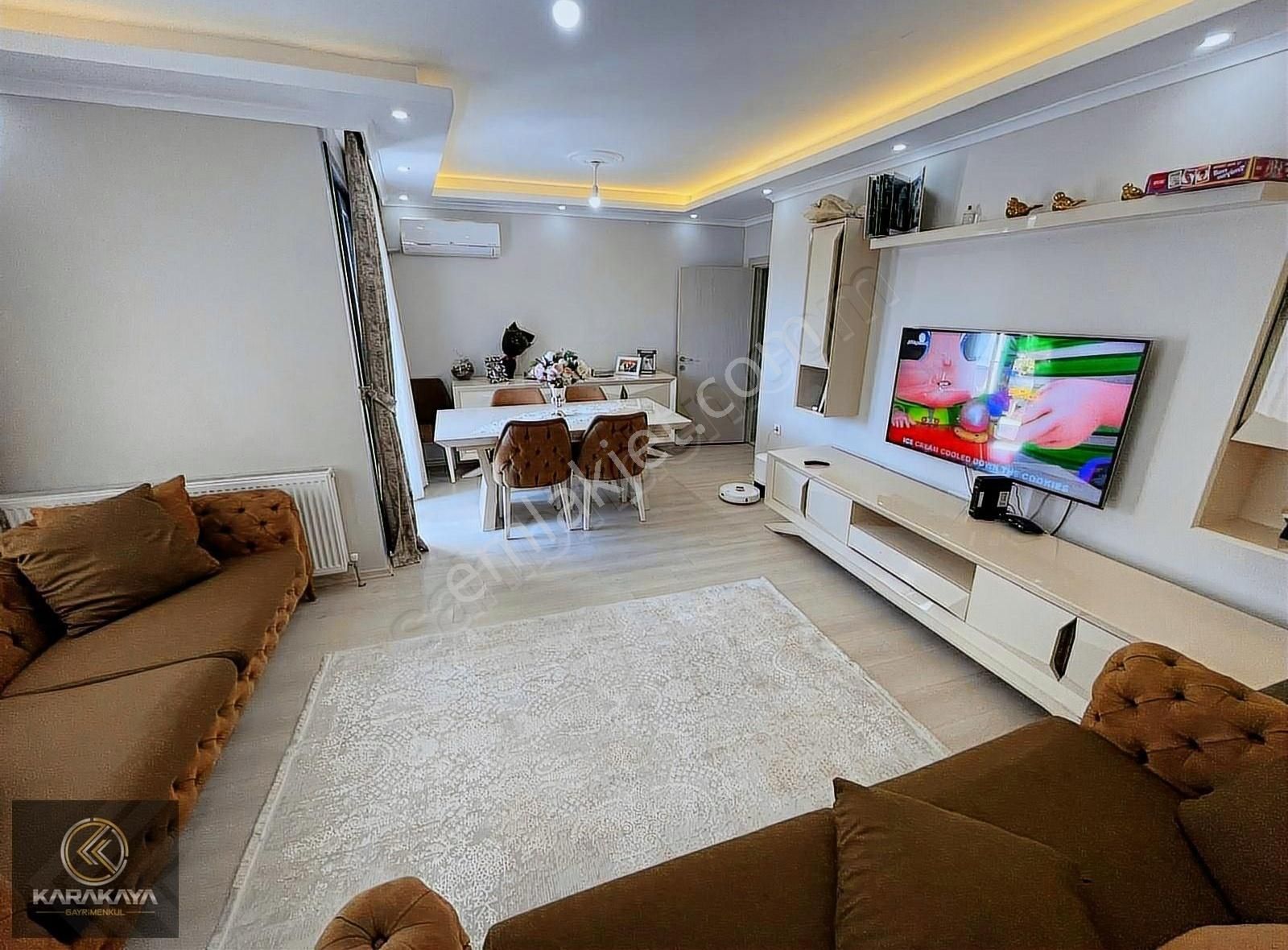 Darıca Zincirlikuyu Satılık Daire ZİNCİRLİKUYU MH. ASANSÖRLÜ İSKANLI 2+1 90M2 GENİŞ ARA KAT DAİRE