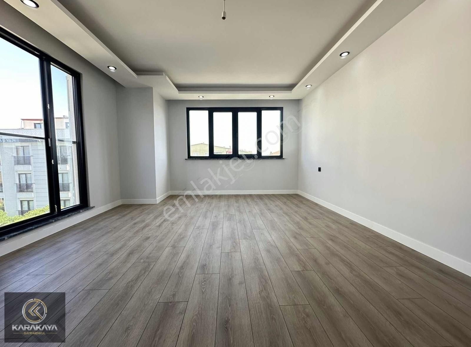 Darıca Bağlarbaşı Satılık Daire DARICA MERKEZ'DE 2+1 95 m² KOMBİ&ANKASTRELİ LÜX ARAKAT