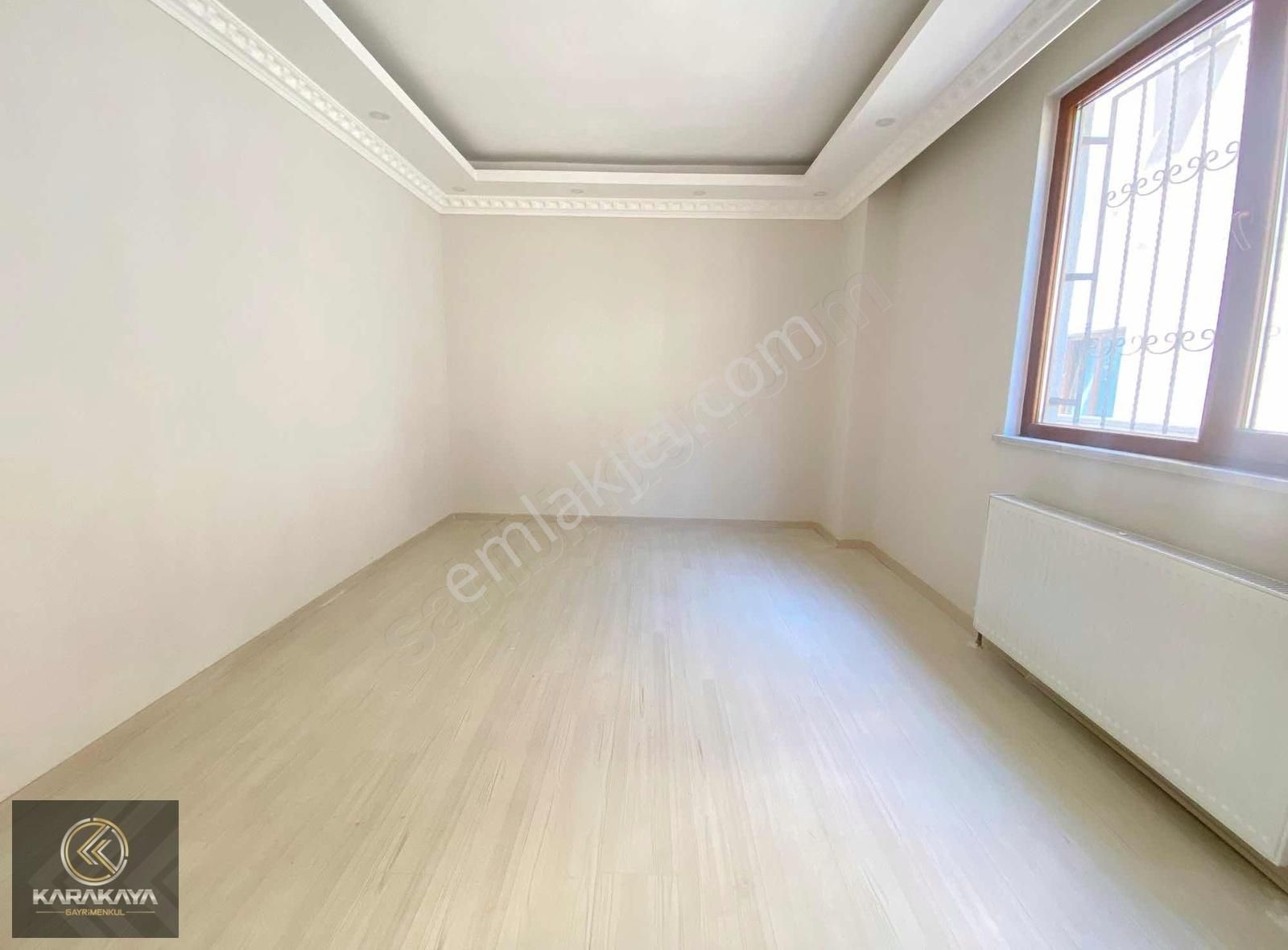 Darıca Bağlarbaşı Satılık Daire BAĞLARBAŞI MAH SATILIK 2+1 90m2 BUTİK BAHÇE KATI BALKONLU