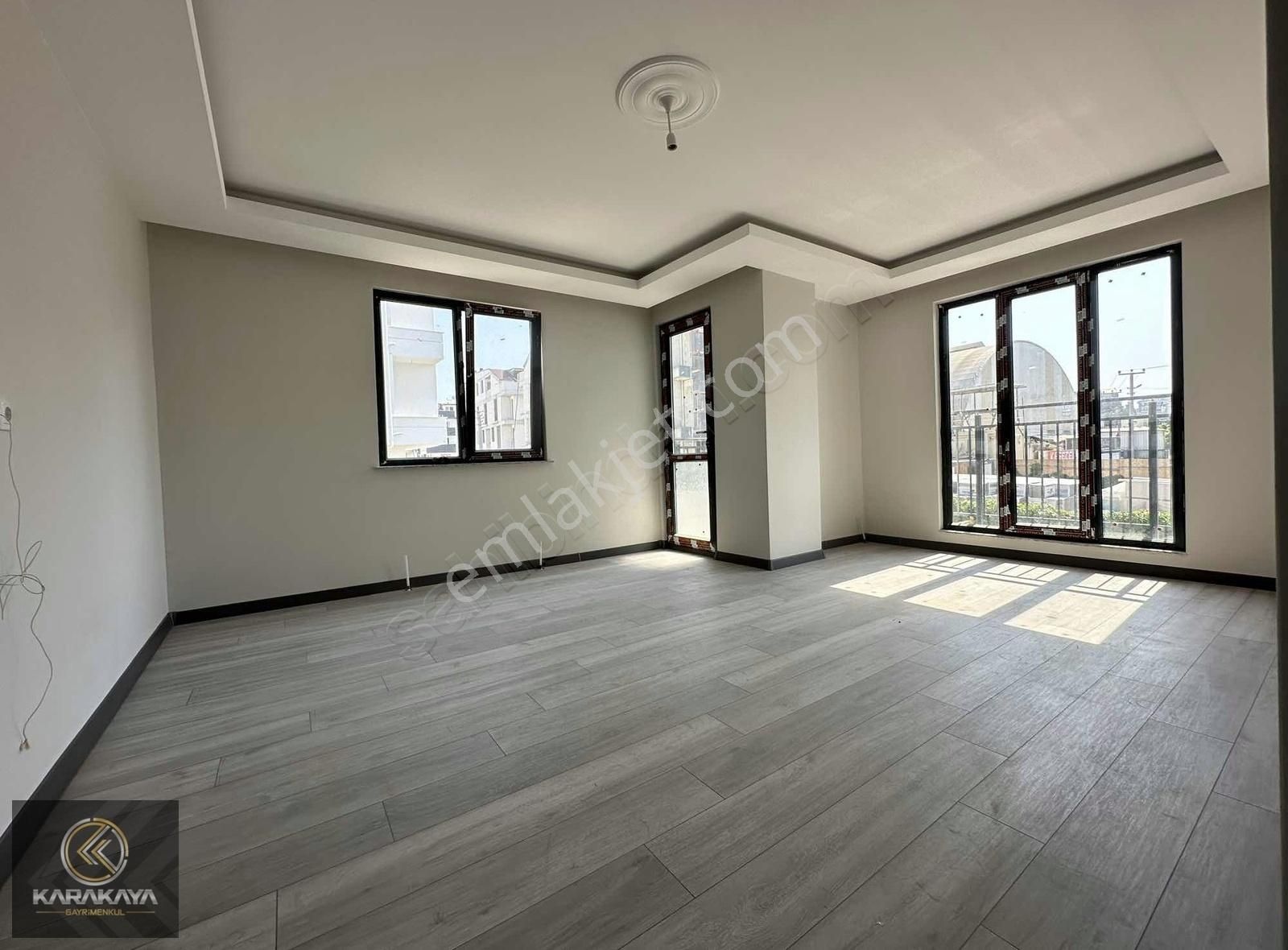 Darıca Nenehatun Satılık Daire TUZLA CAD YAKINI 3+1 130 m² ASANSÖRLÜ LÜX ARAKAT