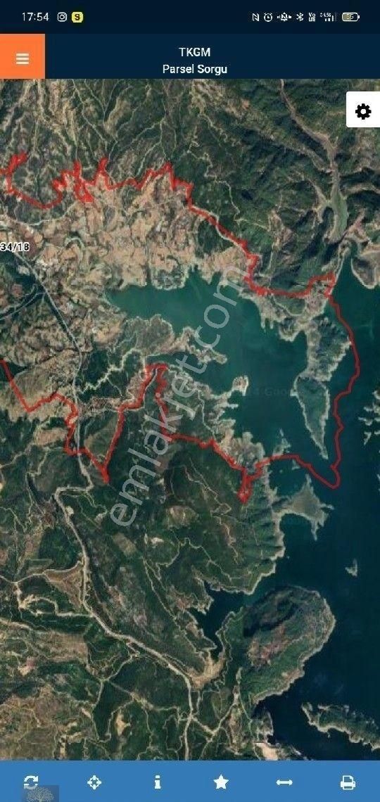 Bucak Elsazı Köyü (Yenice) Satılık Tarla Burdur Bucak Elsazi 1.430m2 asfalt yol kenarı elmas niteliğinde tarla