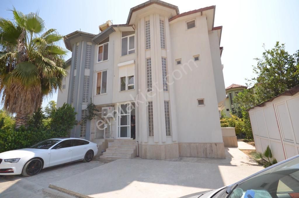 Alanya İncekum Satılık Villa Alanya İncekum Da Satilik 4+1 Dubleks Villa