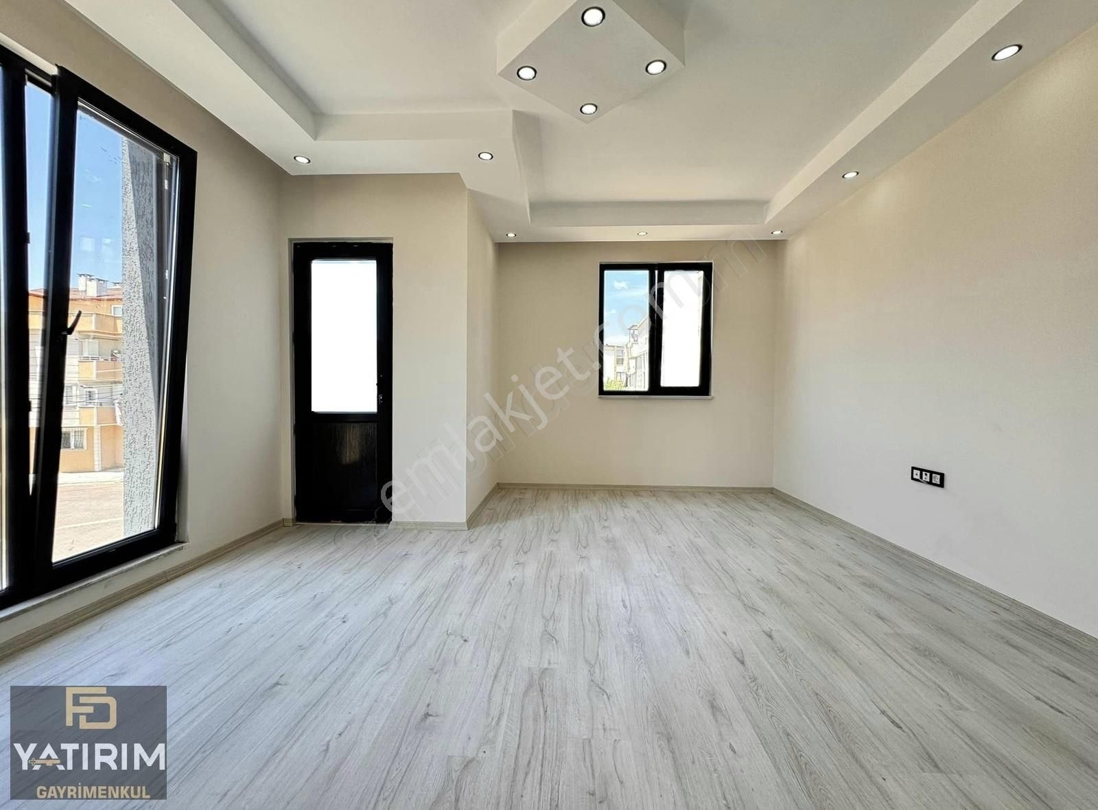 Darıca Osman Gazi Satılık Daire OSMANGAZİ MAHALLESİ ATATÜRK CAD YAKINI 3+1 120M² LÜX ORTA KAT