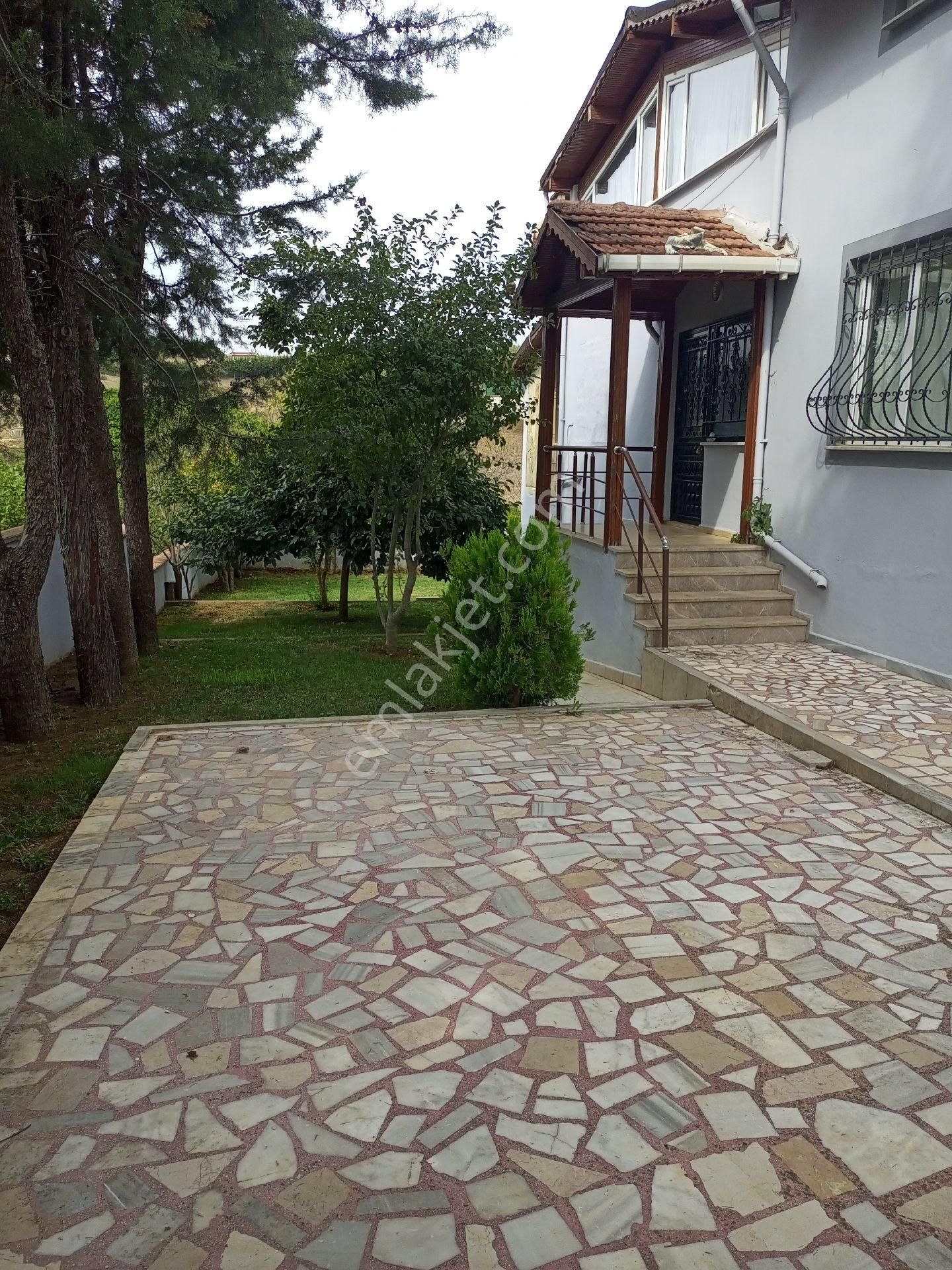 Çatalca Kestanelik Satılık Daire ÇATALCA KESTANELİK 583 M ARSA İCİNDE EV