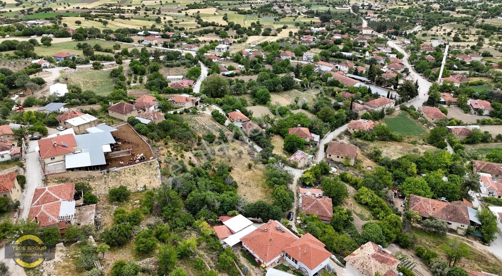 Bucak Yüreğil Köyü Satılık Konut İmarlı BURDUR BUCAK YÜREĞİLDE 2 KAT İMARLI TEK TAPU SATILIK ARSA