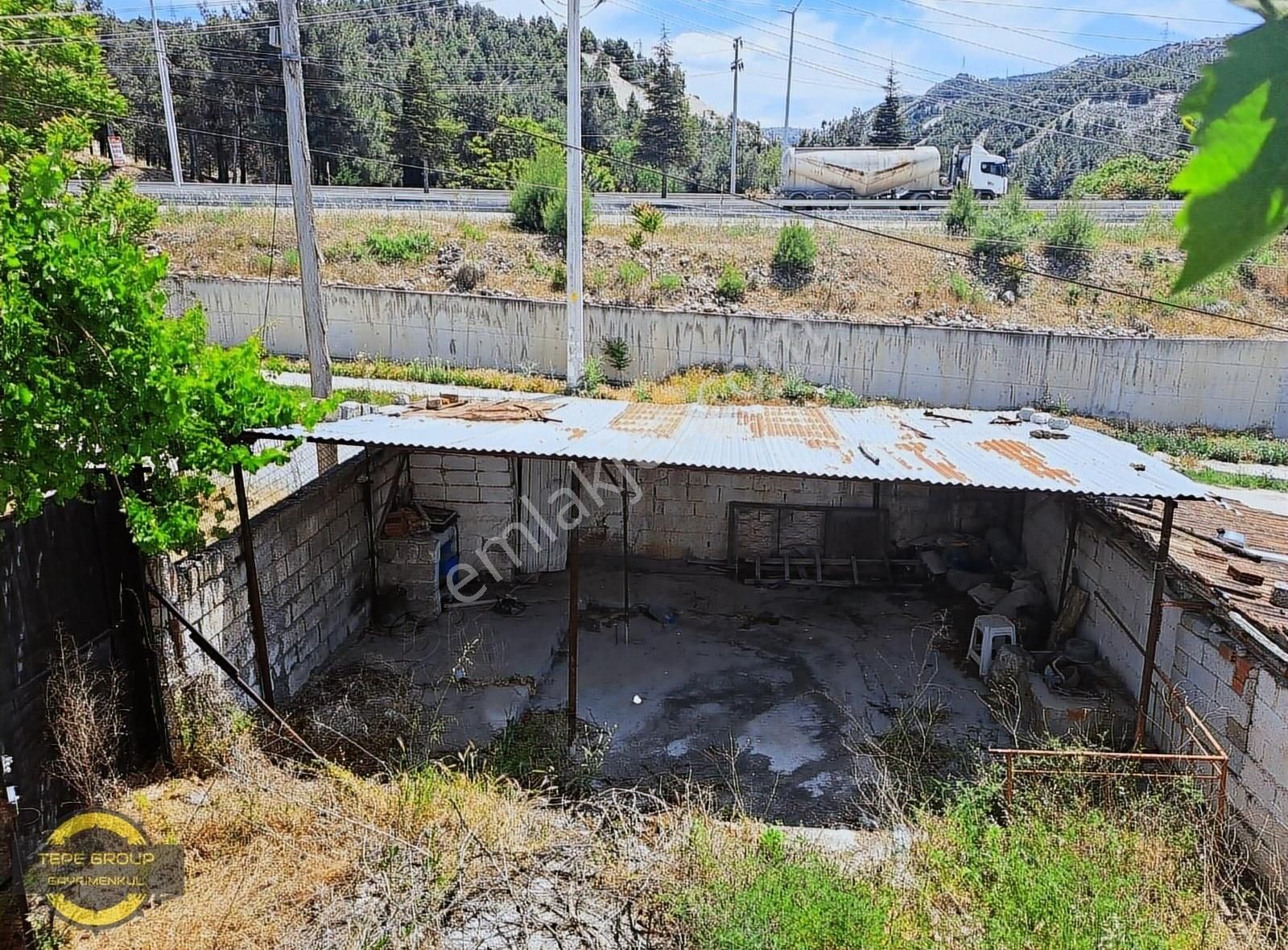 Burdur Merkez Kışla Satılık Müstakil Ev BURDUR MERKEZ KIŞLADA DİŞ HASTANESİ YANI MÜSTAKİL TAPULU EV