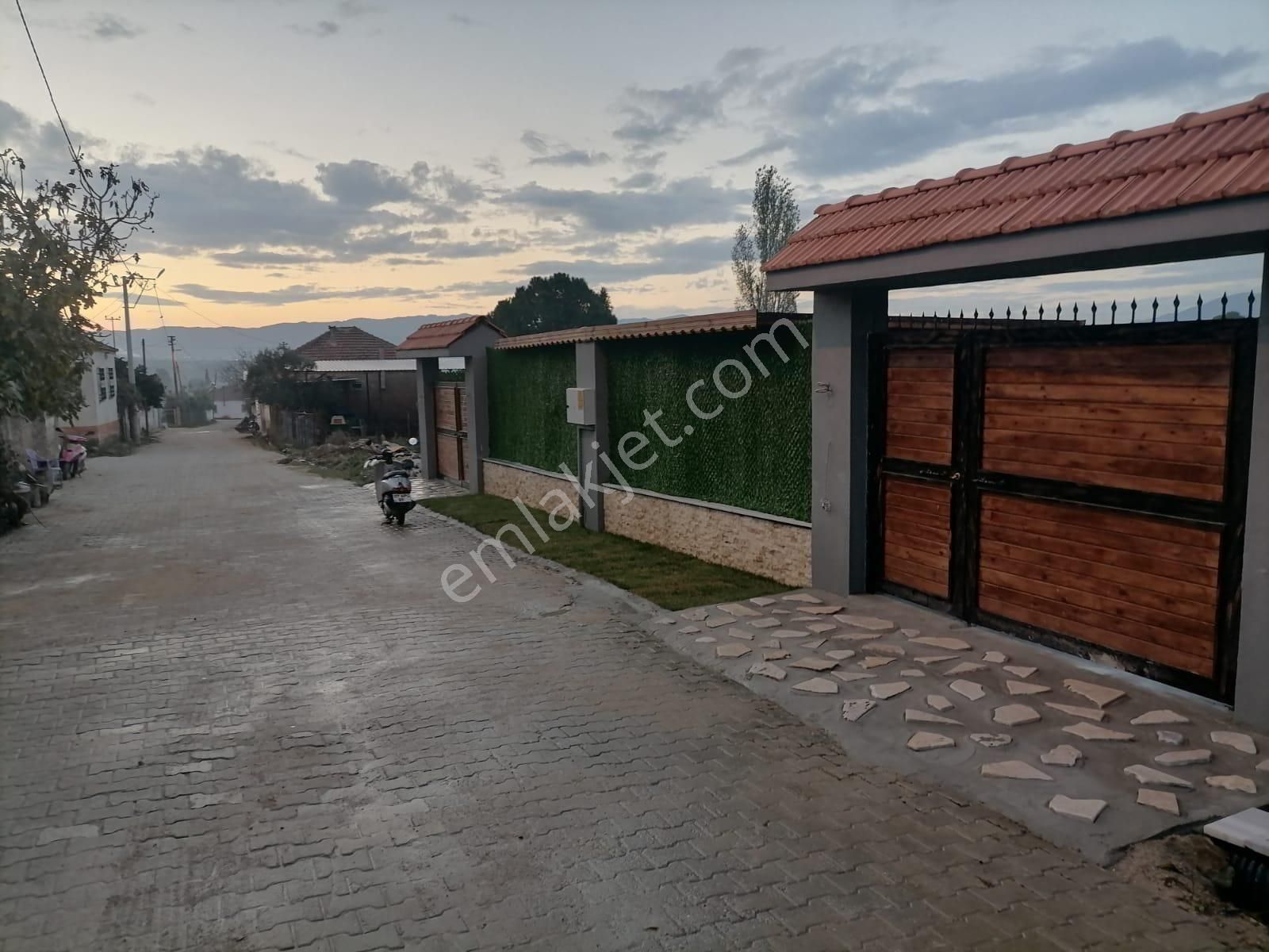 Çine Çaltı Satılık Daire MÜSTAKİL YAŞAM 350M2 (2+1) Müstakil tapulı