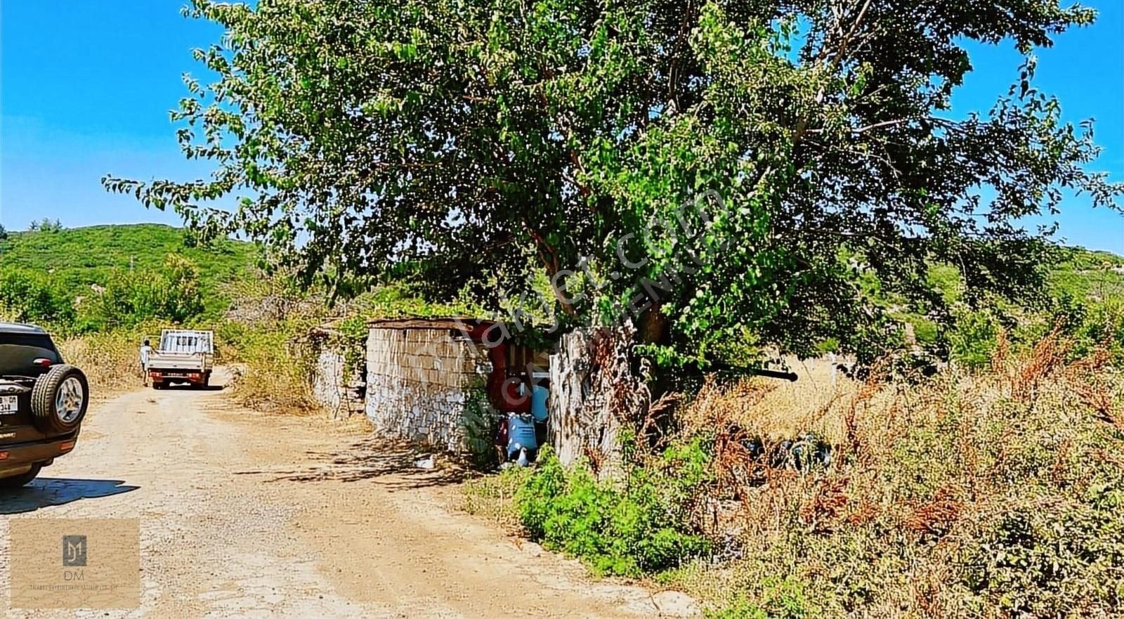 Menteşe Yerkesik Satılık Konut İmarlı Yerkeşikte , İçerisinde Ev Kayıtlı 1150 M2 Fırsat Arsa !!!