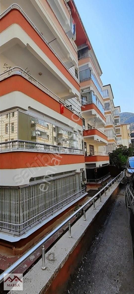 Amasya Merkez Bahçeleriçi Satılık Daire AYÇA SİTESİNDE 160 m2 3+1 SATILIK DAİRE İÇİ SIFIR, CAM BALKONLU