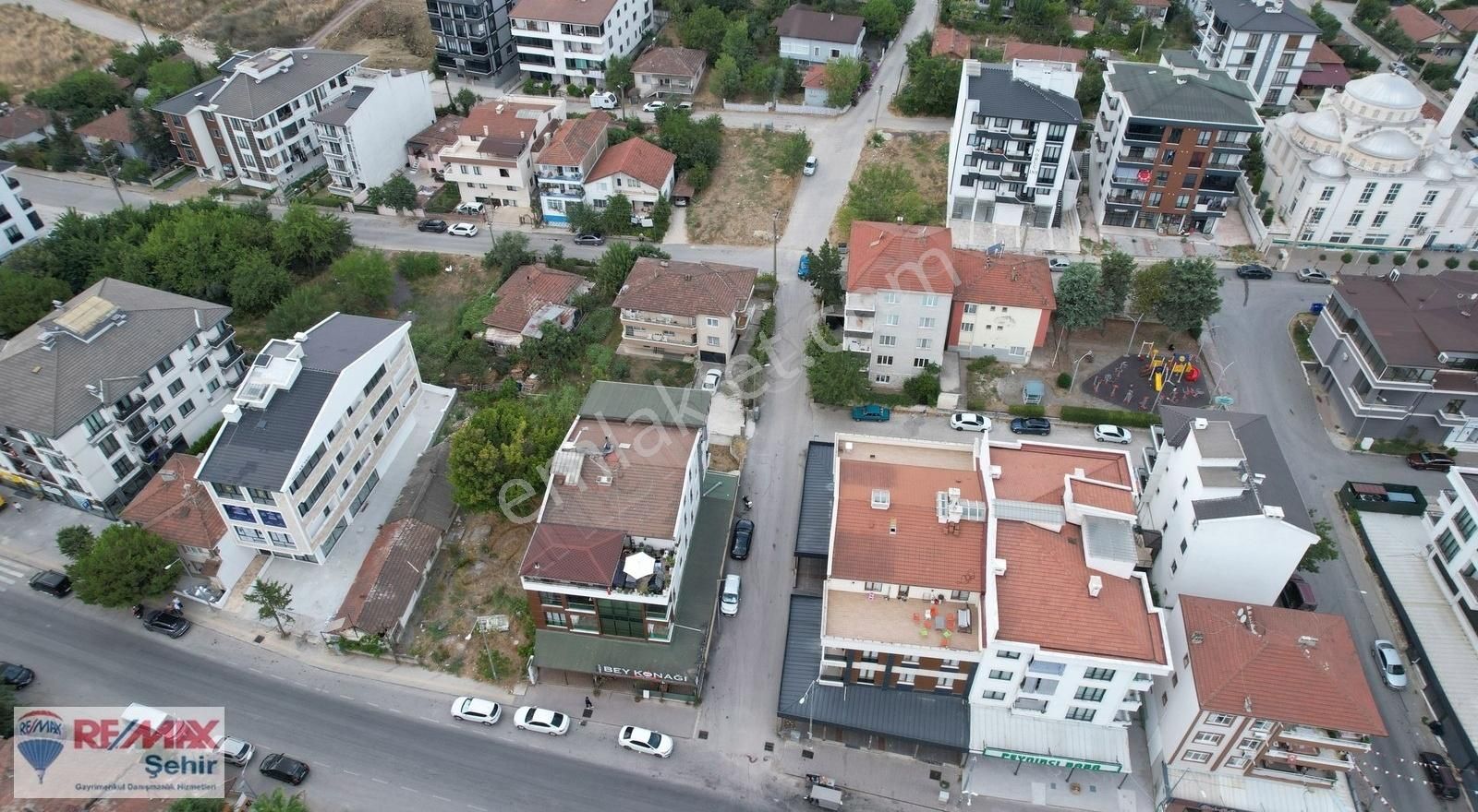 Yalova Çiftlikköy Satılık Ticari İmarlı REMAX YALOVA DAN ÇİFTLİKKÖY KAYMAKAMLIK KARŞISI SATILIK ARSA