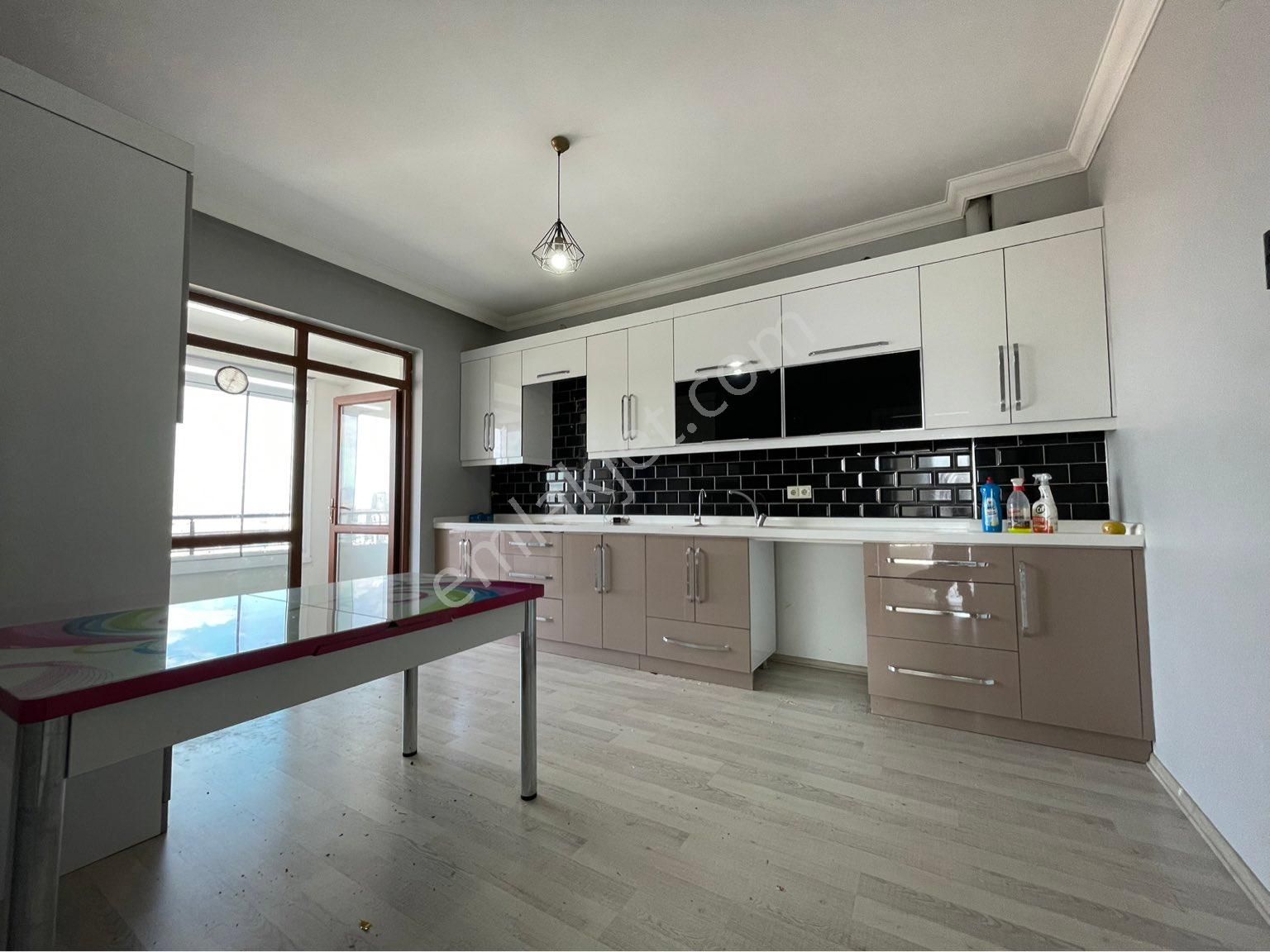 Sincan Saraycık Satılık Daire  SARAYCIK MAHALLESİNDE 4+1 SATILIK DAİRE 