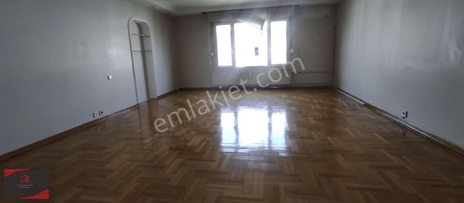 Bakırköy Ataköy 7-8-9-10. Kısım Kiralık Daire ÇUKUROVA'DAN MİMAR SİNAN SİTESİNDE BAKIMLI 3+1 KİRALIK DAİRE