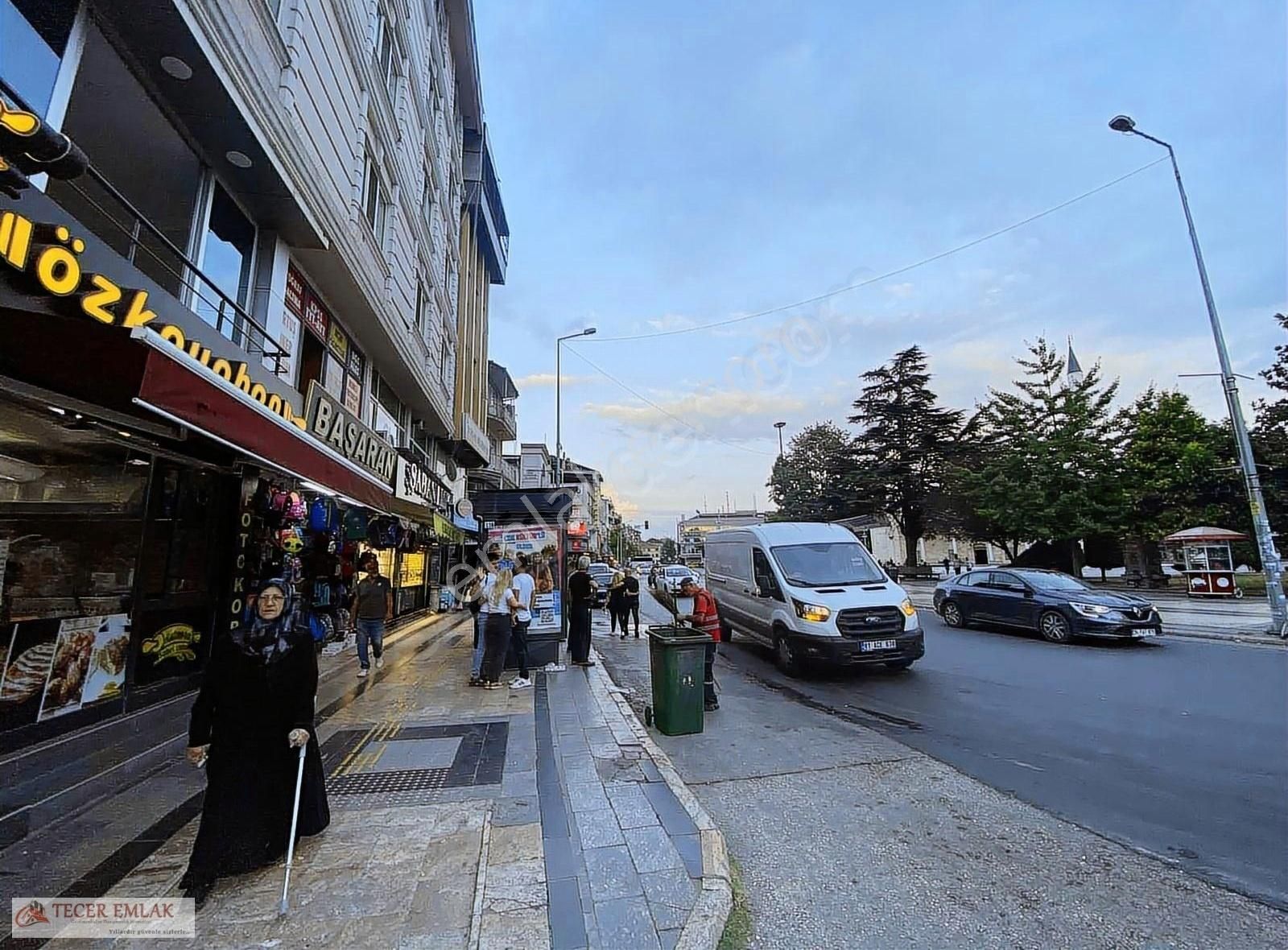 Düzce Merkez Şerefiye Satılık Dükkan & Mağaza DÜZCE MERKEZ ŞEREFİYE MAHALLESİNDE KUPON DÜKKAN