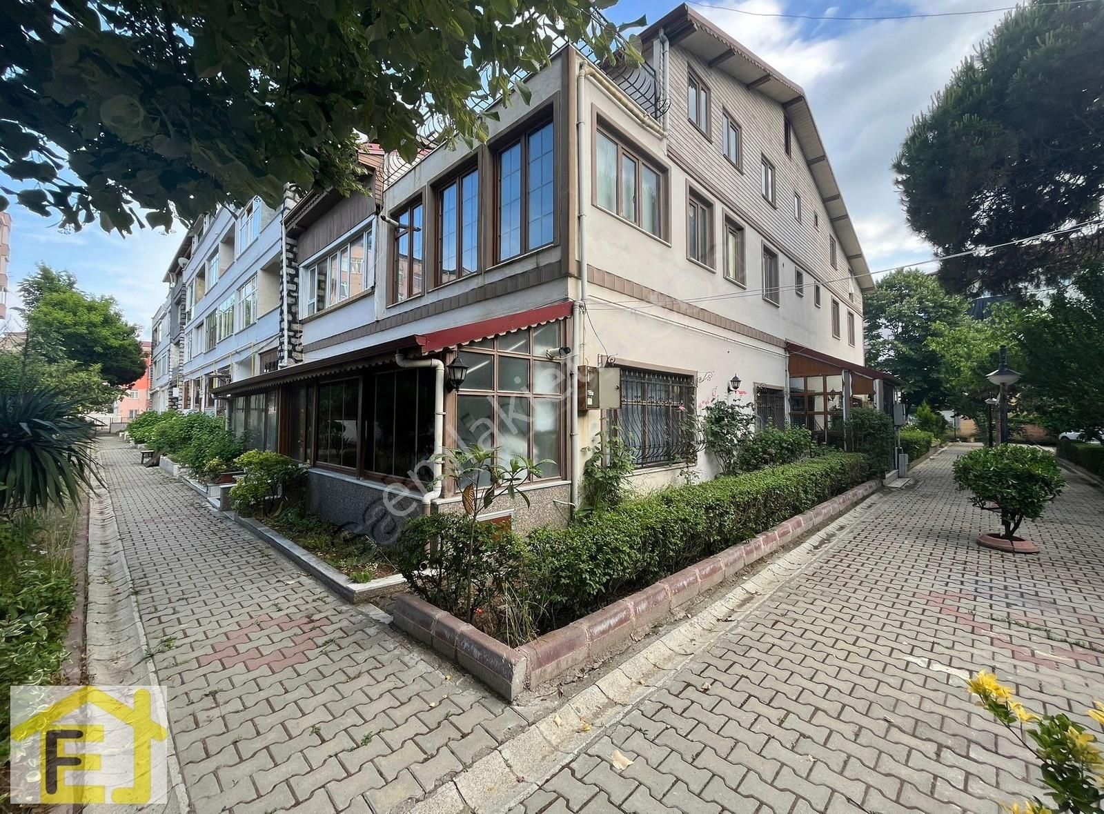 Karasu Yalı Satılık Villa DENİZE SIFIR**DENİZ MANZARALI**MÜSTAKİL**4+1**TRİPLEKS