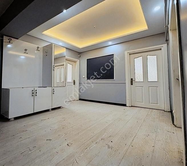 Esenyurt Güzelyurt Satılık Daire ELEGANT İNŞATTAN MERKEZİ KONUMDA 2+1 KELEPİR ARAKAT DAİRE