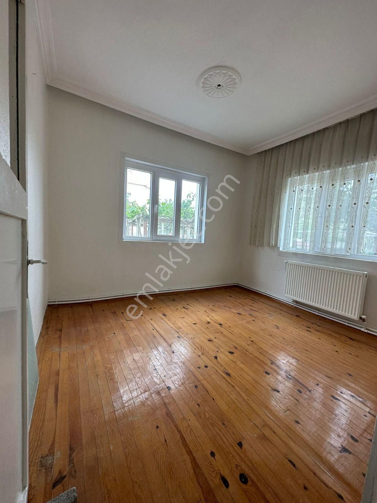 Öz Gaye Emlaktan Develi Arı Koop. Satılık Daire