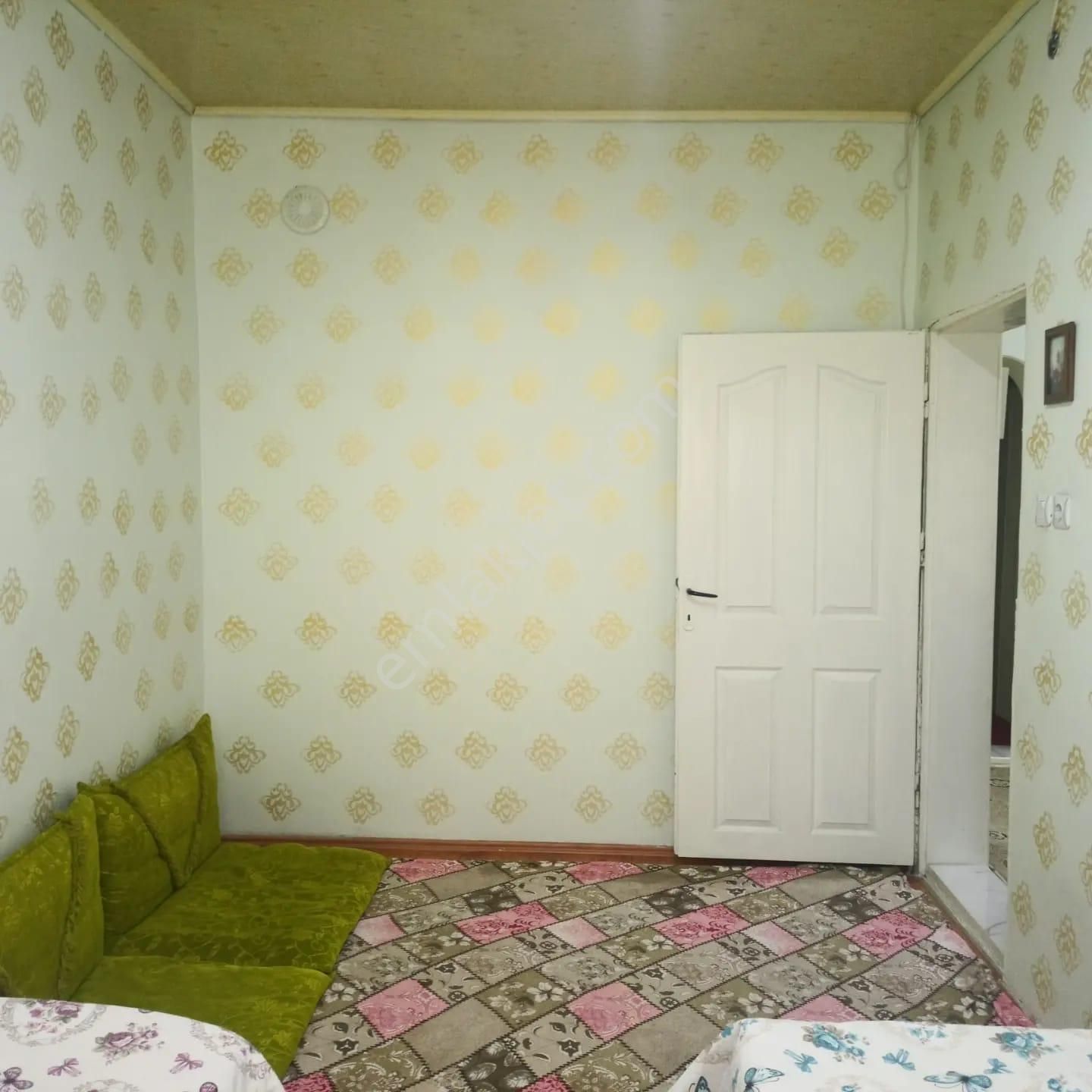 Salih Emlak'tan Satılık Mükemel Konumda Müstakil Ev (ve Arsası) - Görsel 23