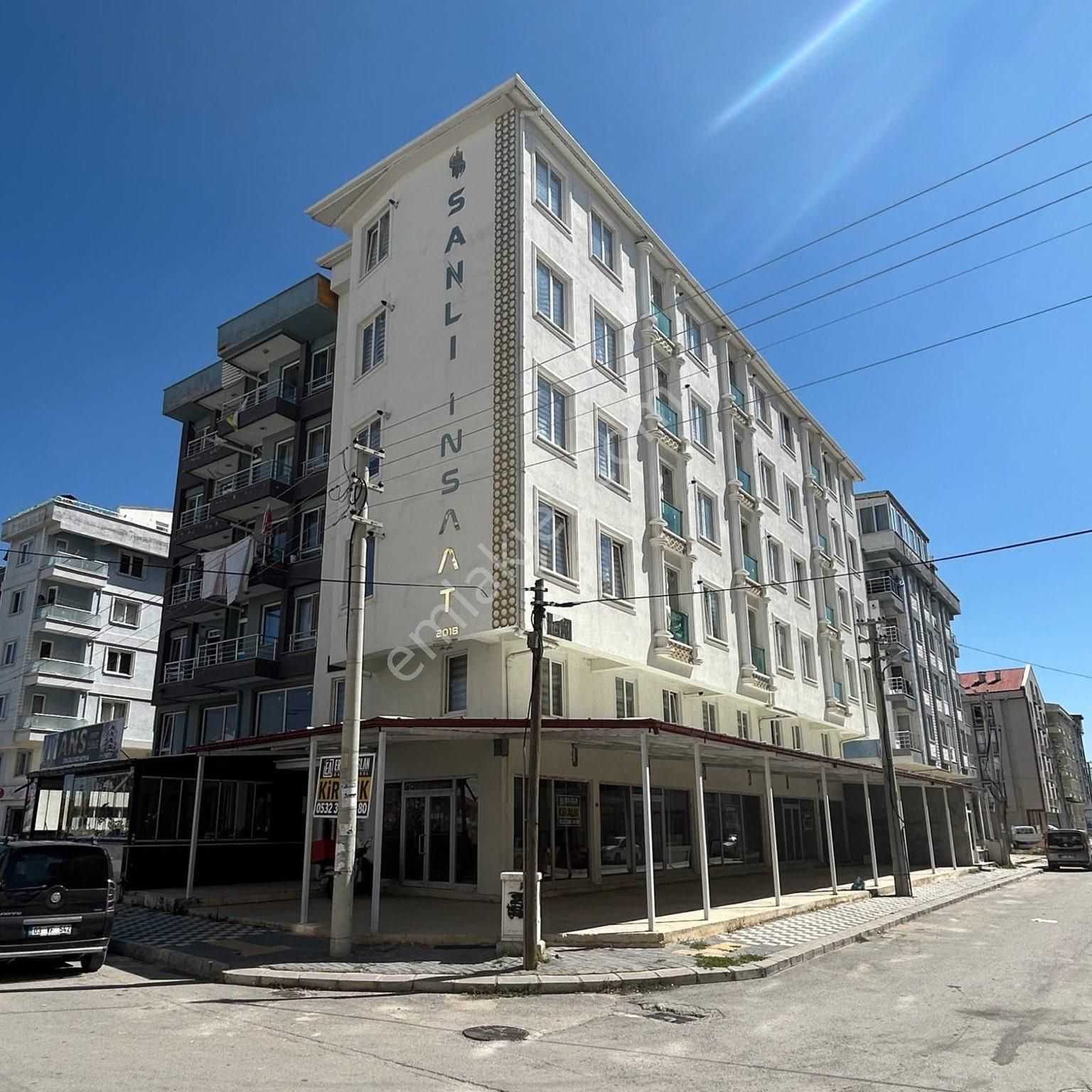 Afyonkarahisar Merkez Erenler Kiralık Daire  HÜLYA MARKET KARŞISI CADDE ÜZERİNDE 2+1 BAKIMLI DAİRE 