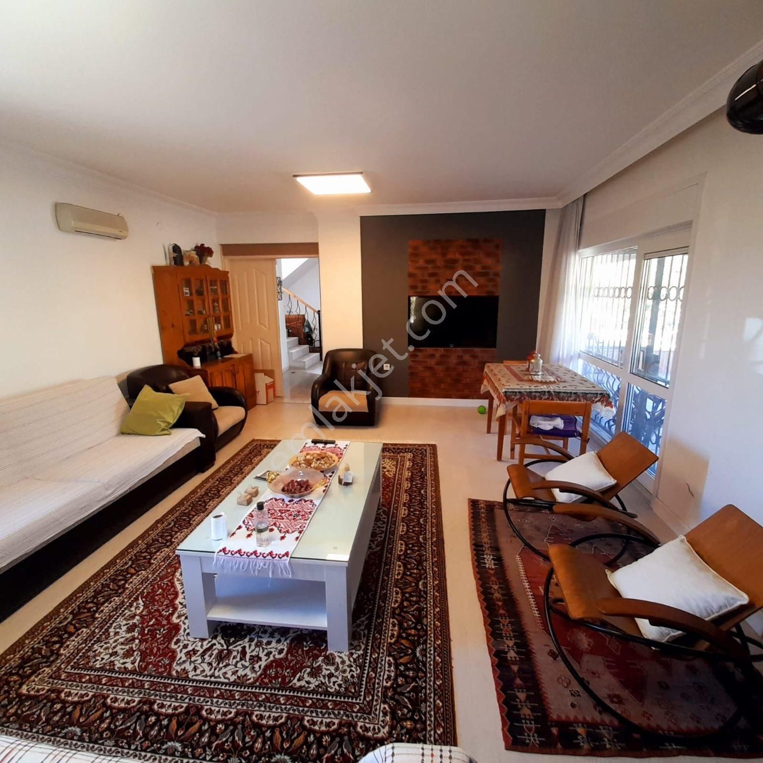 Acil Satılık Villakentte 750m2 Bahçe İçinde 250m2 Dubleks Villa - Görsel 5