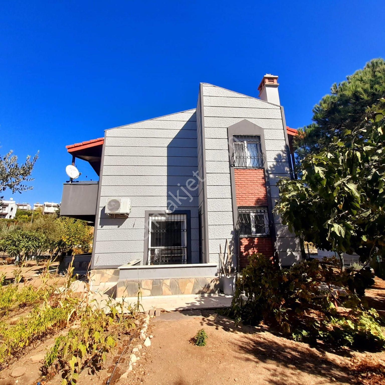 Acil Satılık Villakentte 750m2 Bahçe İçinde 250m2 Dubleks Villa - Görsel 25