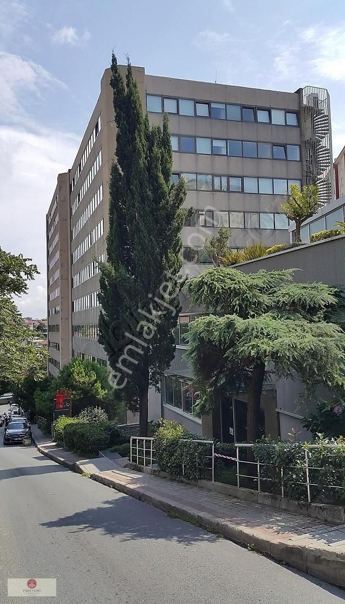 Beşiktaş Balmumcu Kiralık Plaza Katı BALMUMCU KOZA İŞ MERKEZİNDE ÖN CEPHE OFİS