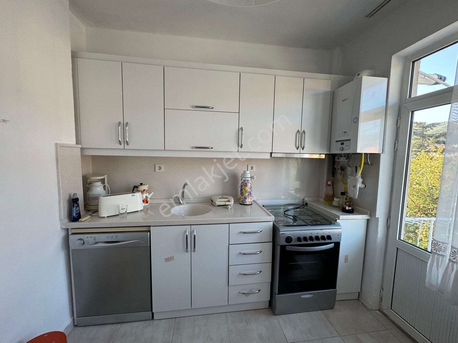 Mimar Sinan Mah.de 2+1 Eşyalı Kiralık Daire Emek Emlak K-2797