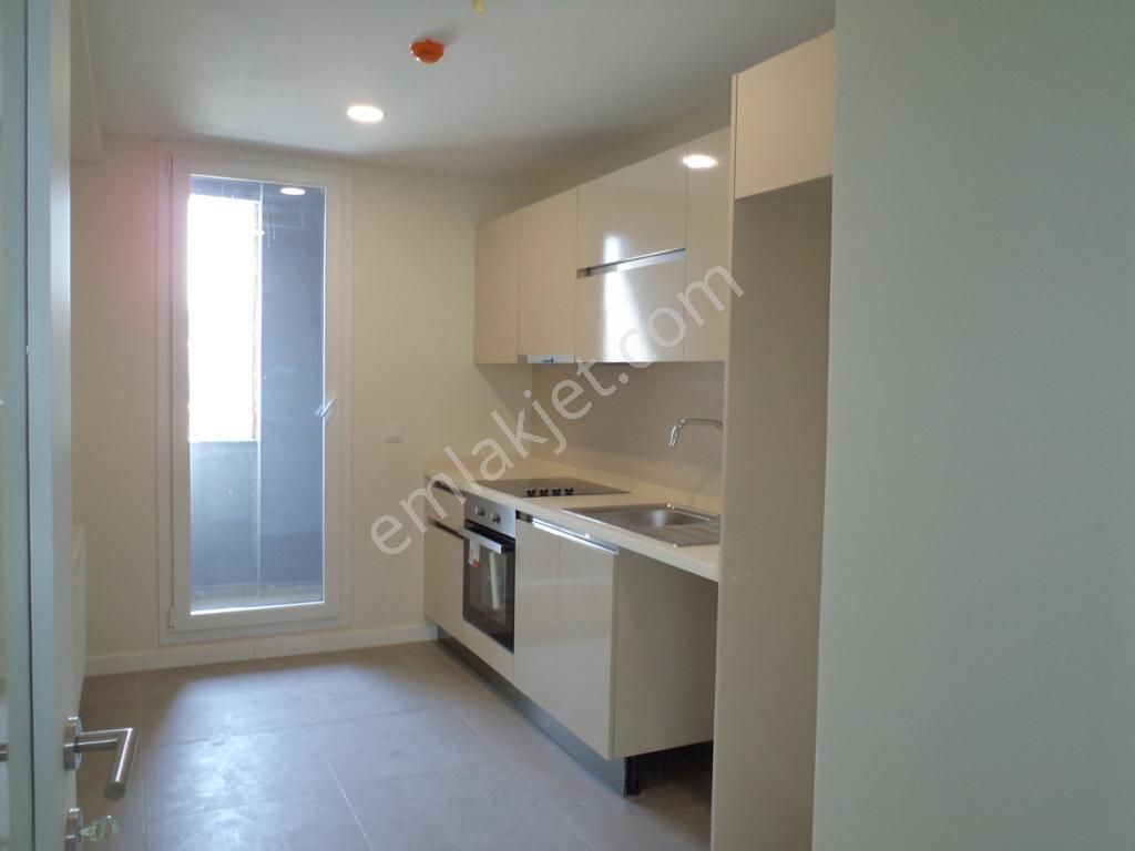 Esenyurt Zafer Satılık Daire  Zafer Mh. Babacan Premium Sitesi Satılık 3+1 Daire