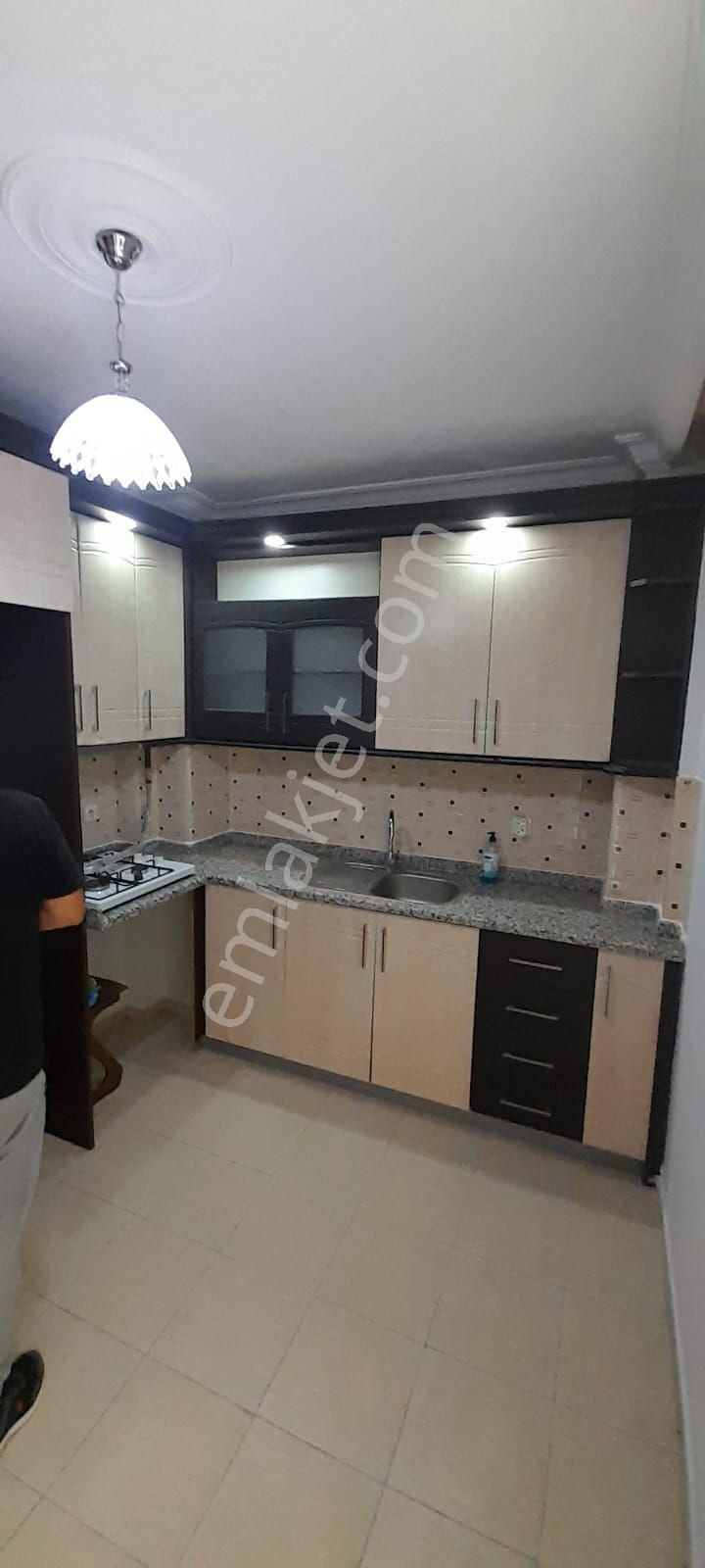 Konak Göztepe Kiralık Daire Göztepe Metrosuna Yakın 3+1 Kiralık Dubleks