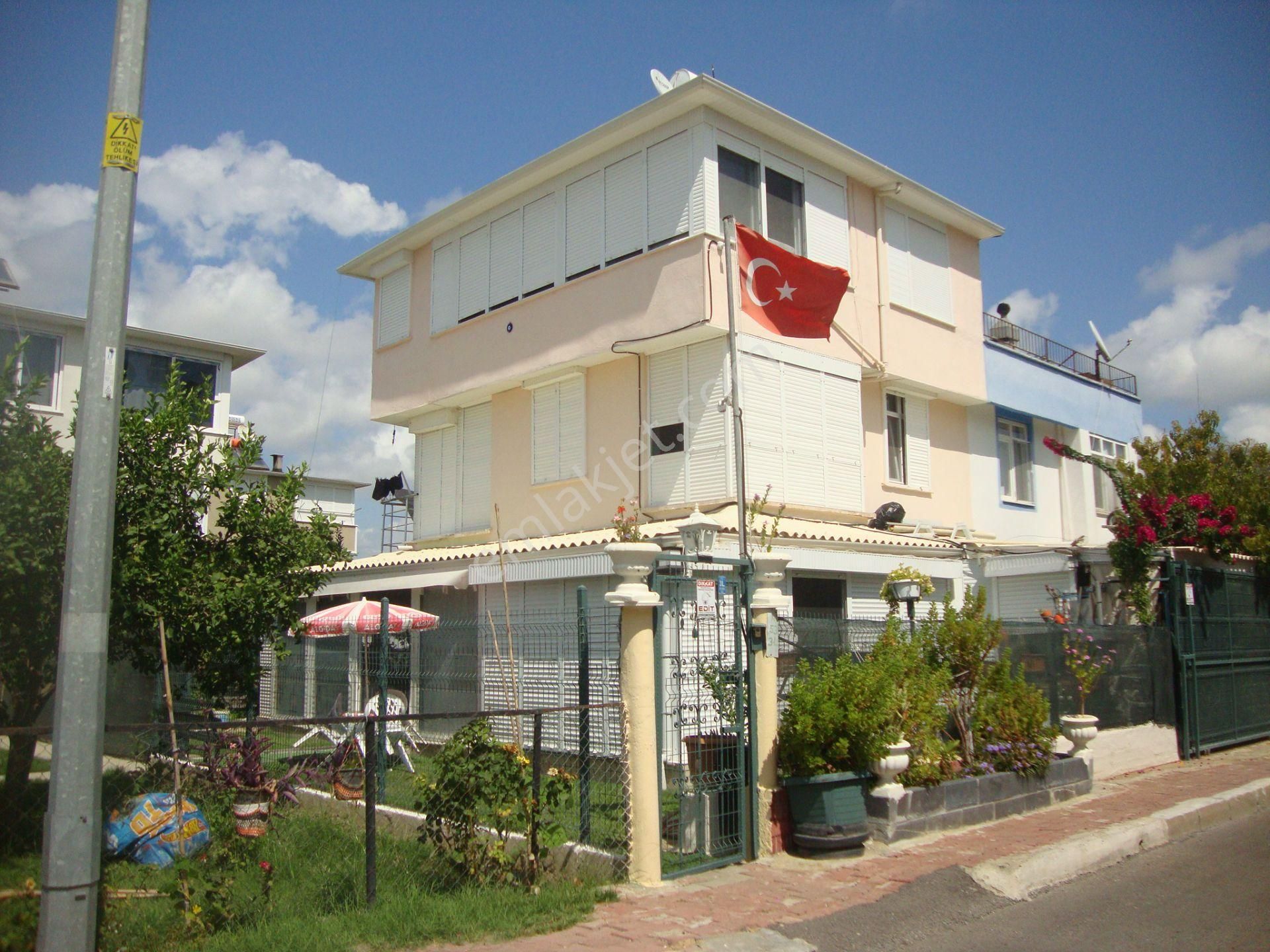 Serik Boğazkent Satılık Villa  ANTALYA SERİK BOĞAZKENTTE SATILIK ÖZEL BAHÇELİ VİLLA