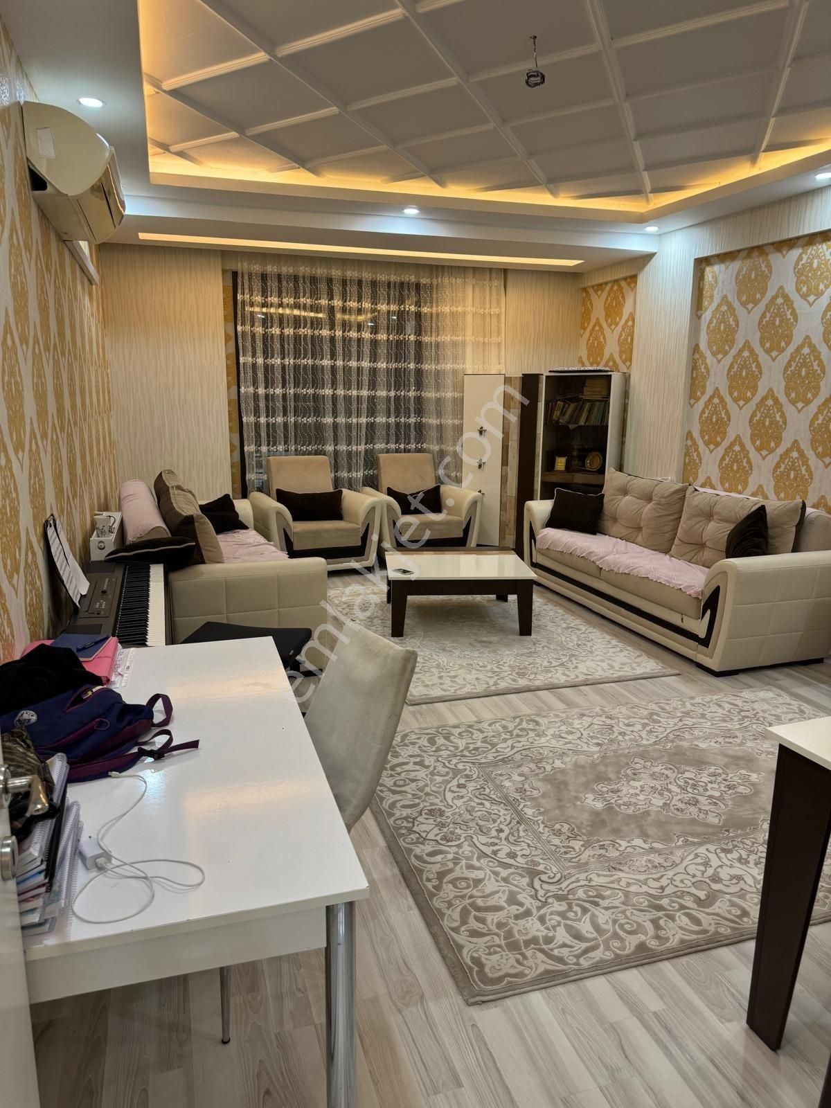 Karaköprü Doğukent Satılık Daire DİKMEN GAYRIMENKULDEN SATILIK 3+1 SONKAT DAİRE 