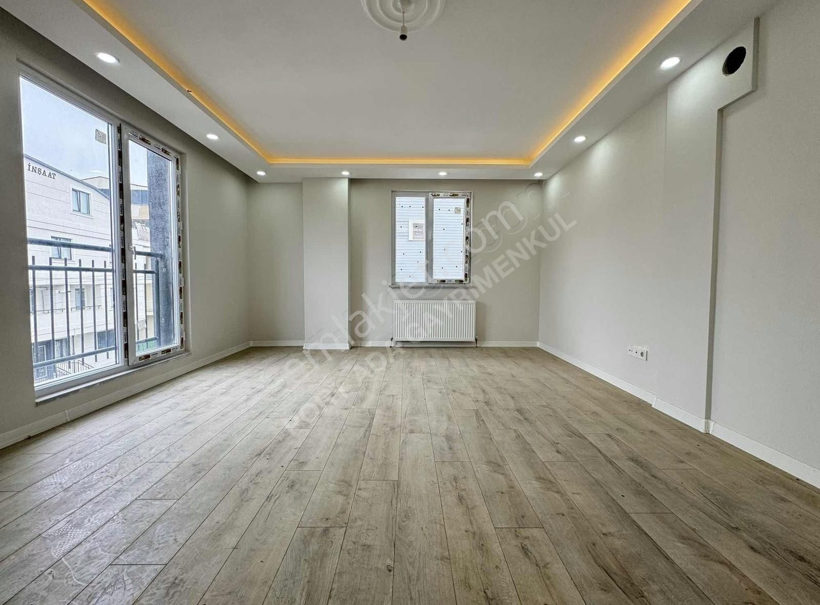 Darıca Osman Gazi Satılık Daire OSMANGAZİ MAHALLESİ ASANSÖRLÜ 3+1 180M² LÜKS FIRSAT ÇATI DUBLEKS