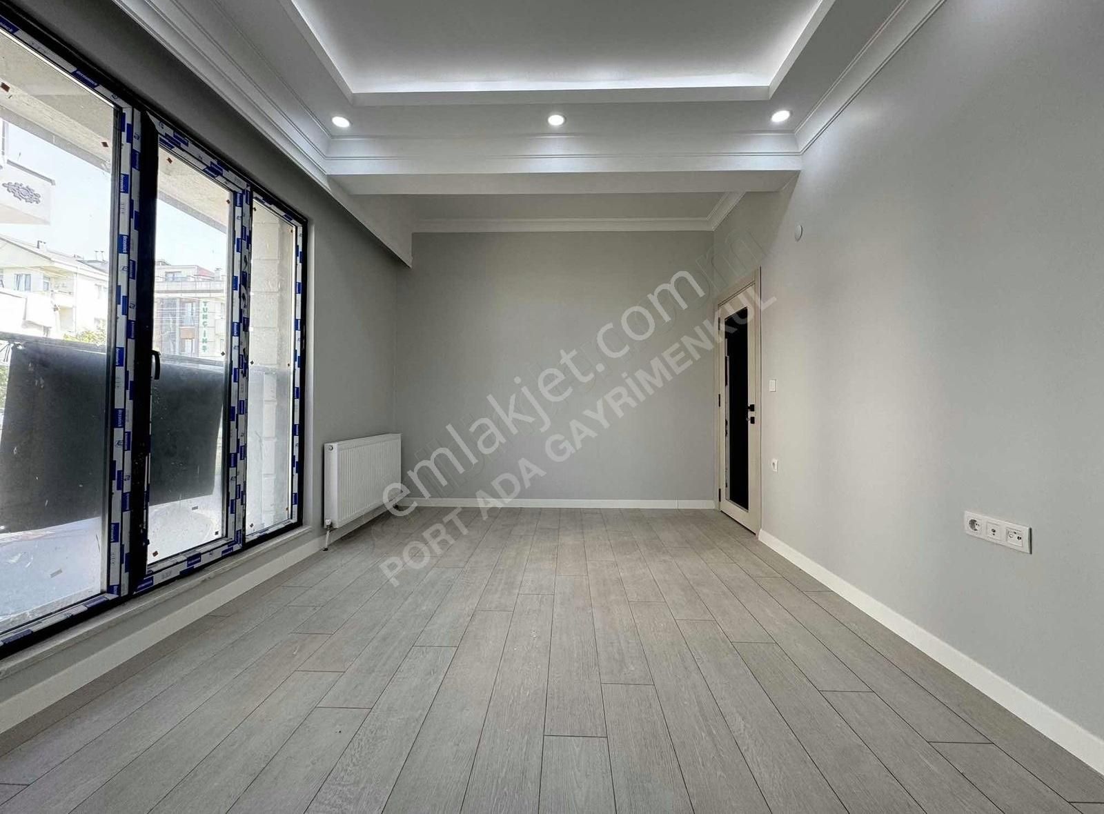 Darıca Bağlarbaşı Satılık Daire BAĞLARBAŞI İSTASYON CAD. YAKINI 2+1 90M² LÜKS FIRSAT ARA KAT