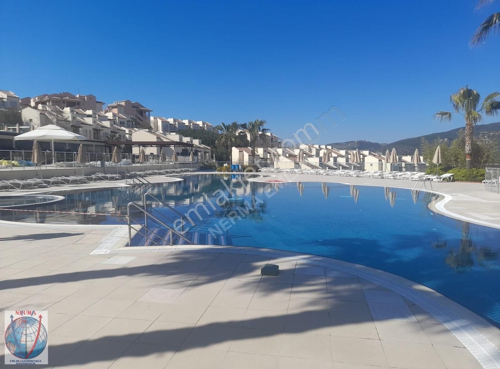 Kuşadası Wyndham Tatil Sitesinin İçinde Satılık Daire - Görsel 12