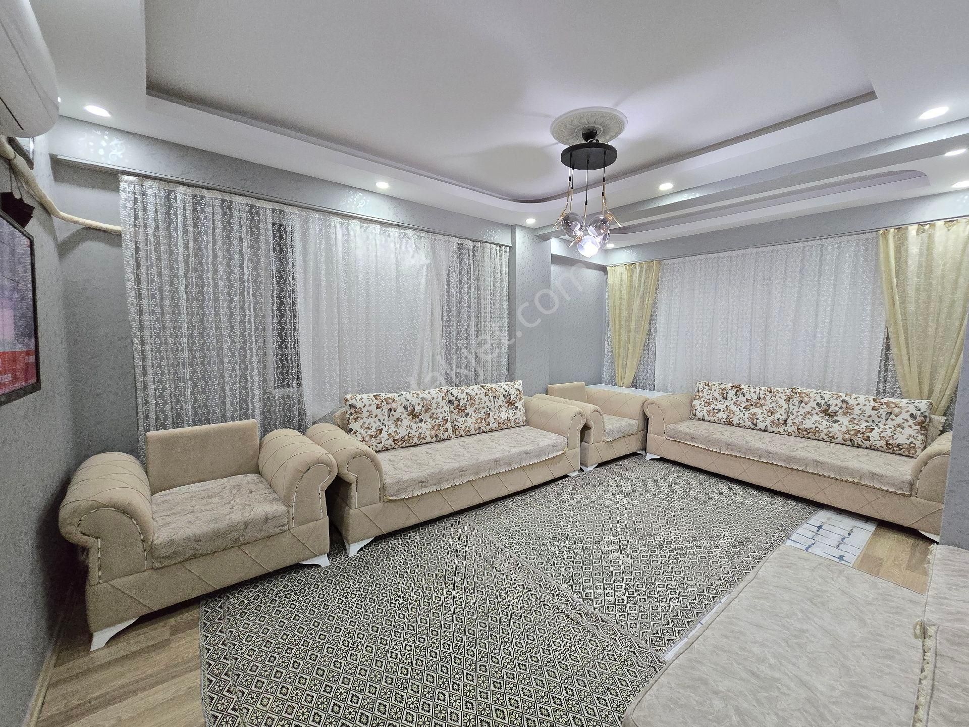 Karaköprü Seyrantepe Satılık Daire CADDE SEYRAN'DAN SATILIK 2+1 110M2 İSKANLI EBEVEYN BANYOLU 