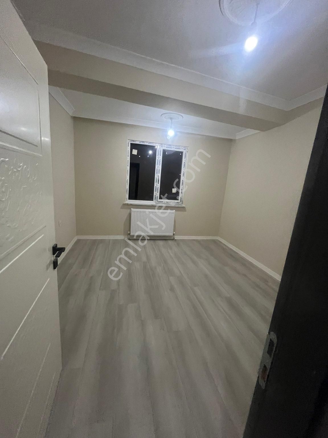 Çerkezköy İstasyon Kiralık Daire Çerkezköy İstasyun Mahallesi Okullar Bölgesi 2+1 Dairmiz Sıfır