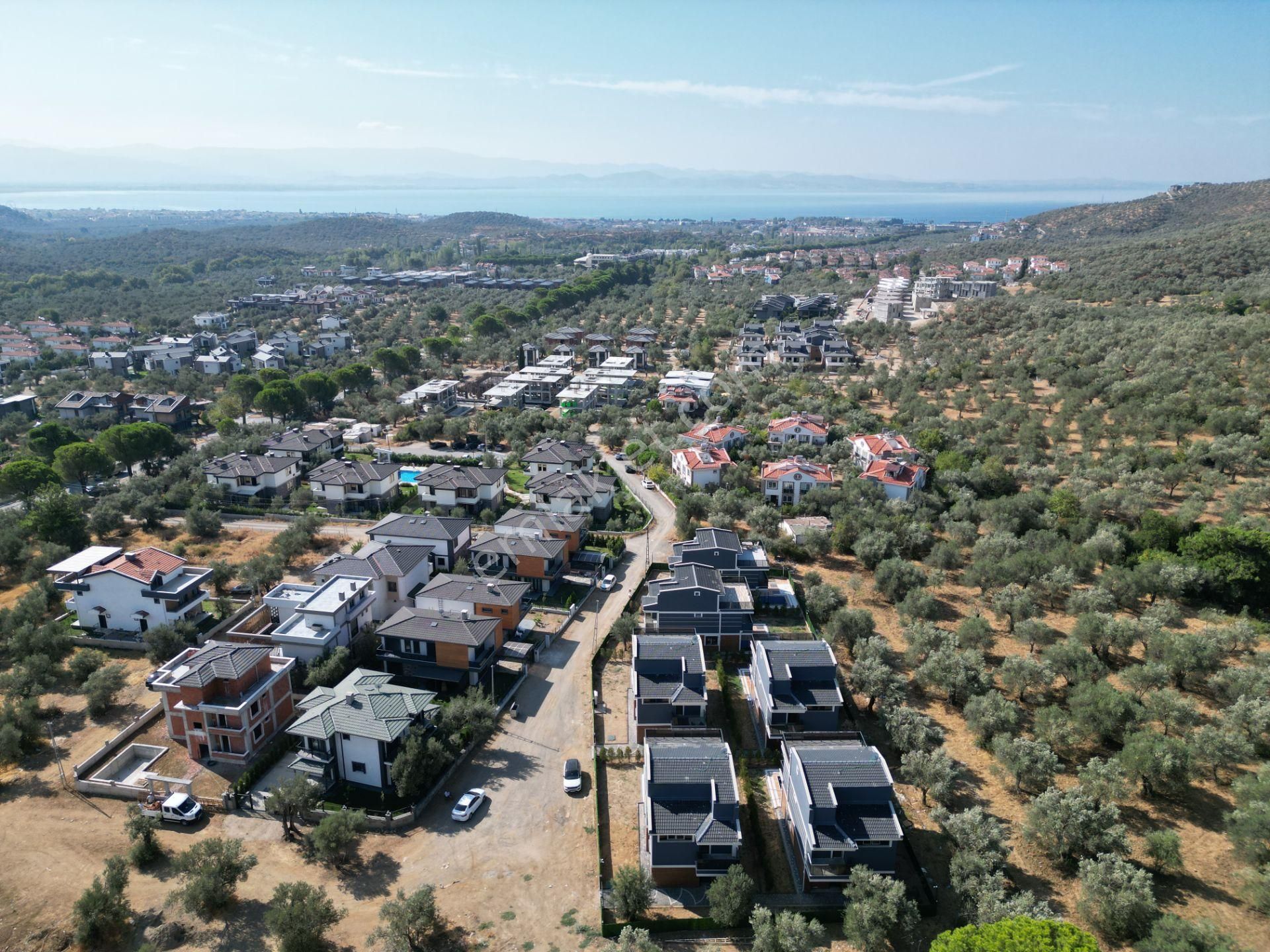 Güre'de, Ayrıcalıklı, Yeni Nesil,çok Şık Tasarımlı, 5+1 Müstakil - Görsel 4
