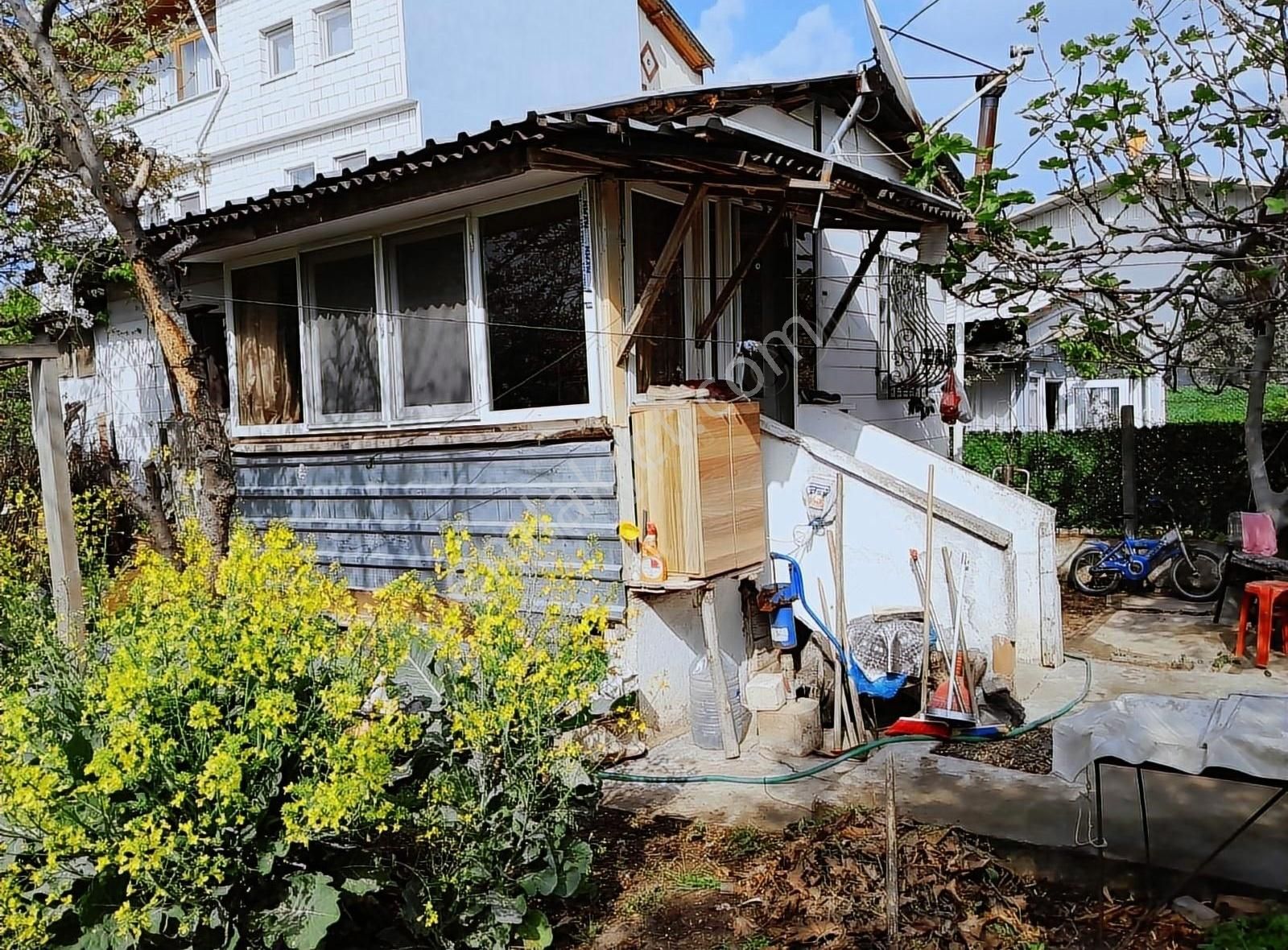 Gemlik Gençali Satılık Müstakil Ev GEMLİK KURŞUNLU KUMSAZDA SATILIK DENİZE YAKIN MUSTAKİL EV